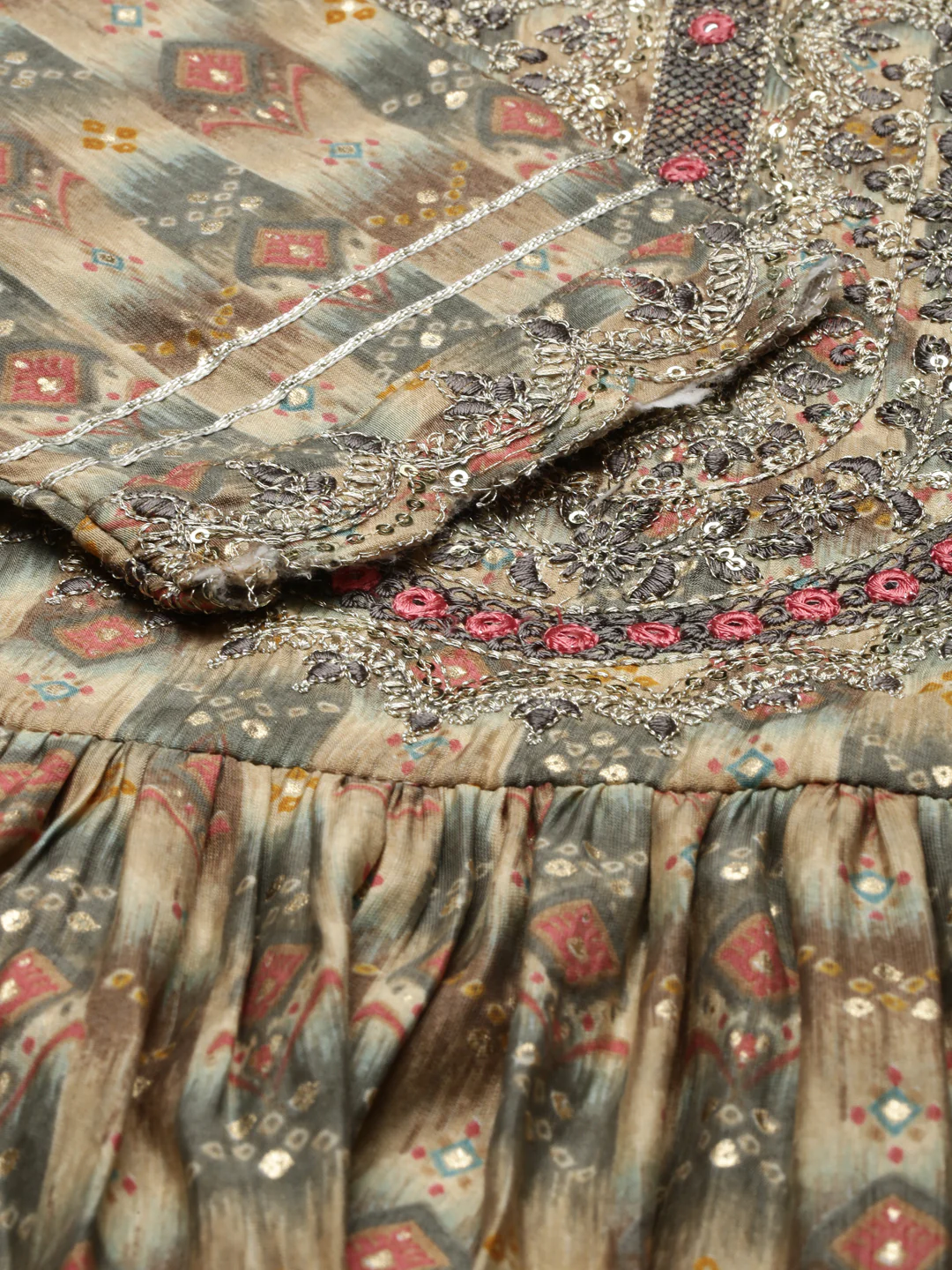 Neerus Olive Regular Knee Length Printed Kurta Solid Trousers With Dupatta - Image 5