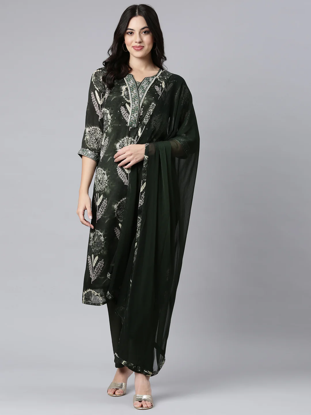 Neerus Olive Regular Straight Floral Kurta And Trousers With Dupatta - Image 5