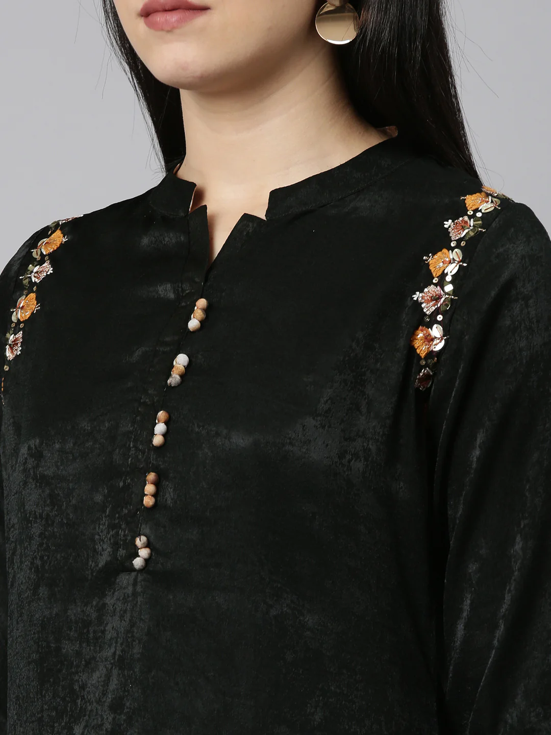 Neerus Olive Regular Straight Solid Kurta And Trousers - Image 4