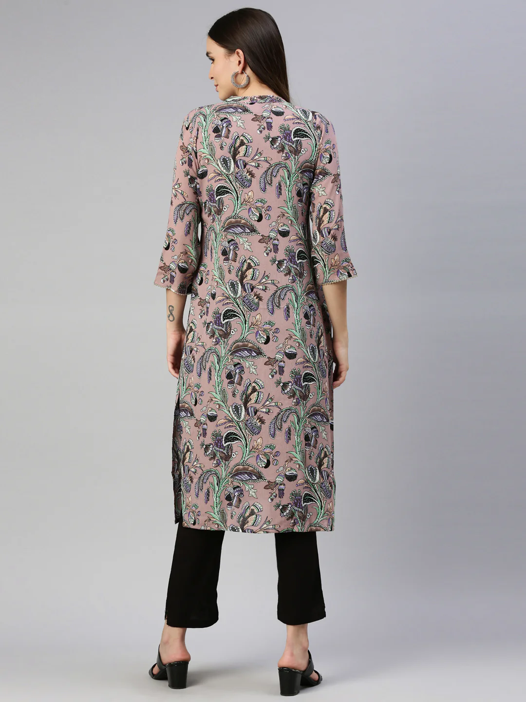Neerus Onion Color Chiffon Fabric Kurta - Image 5