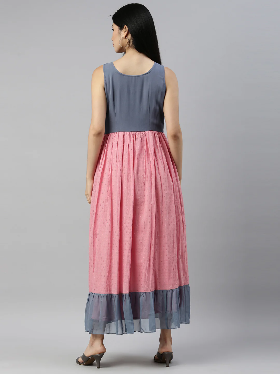 Neerus Onion Color Cotton Fabric Kurta - Image 5