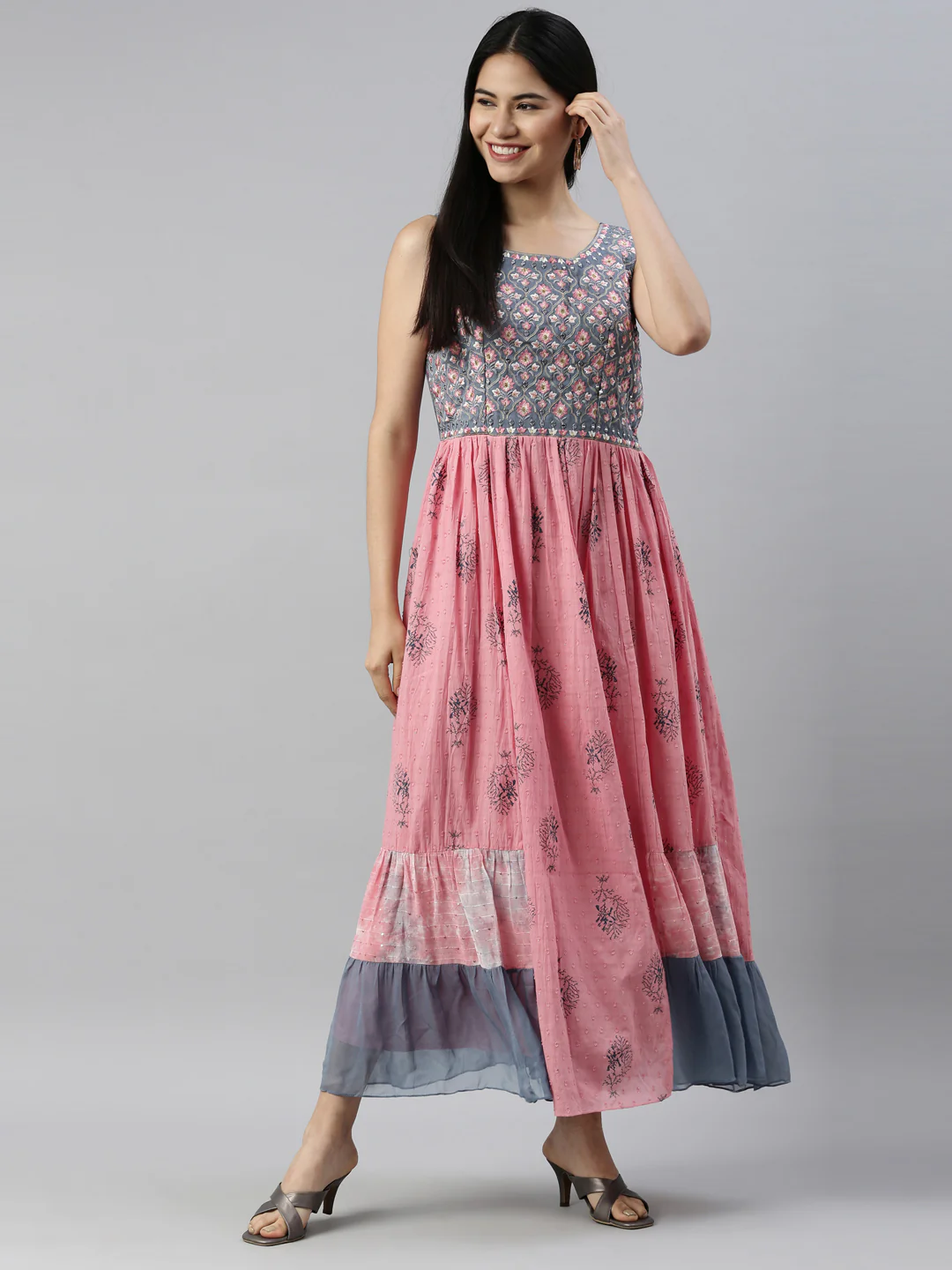 Neerus Onion Color Cotton Fabric Kurta - Image 6