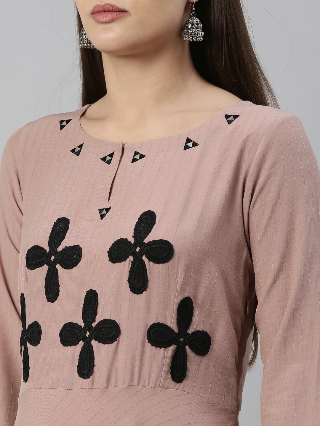 Neerus Onion Color Muslin Fabric Kurta - Image 8