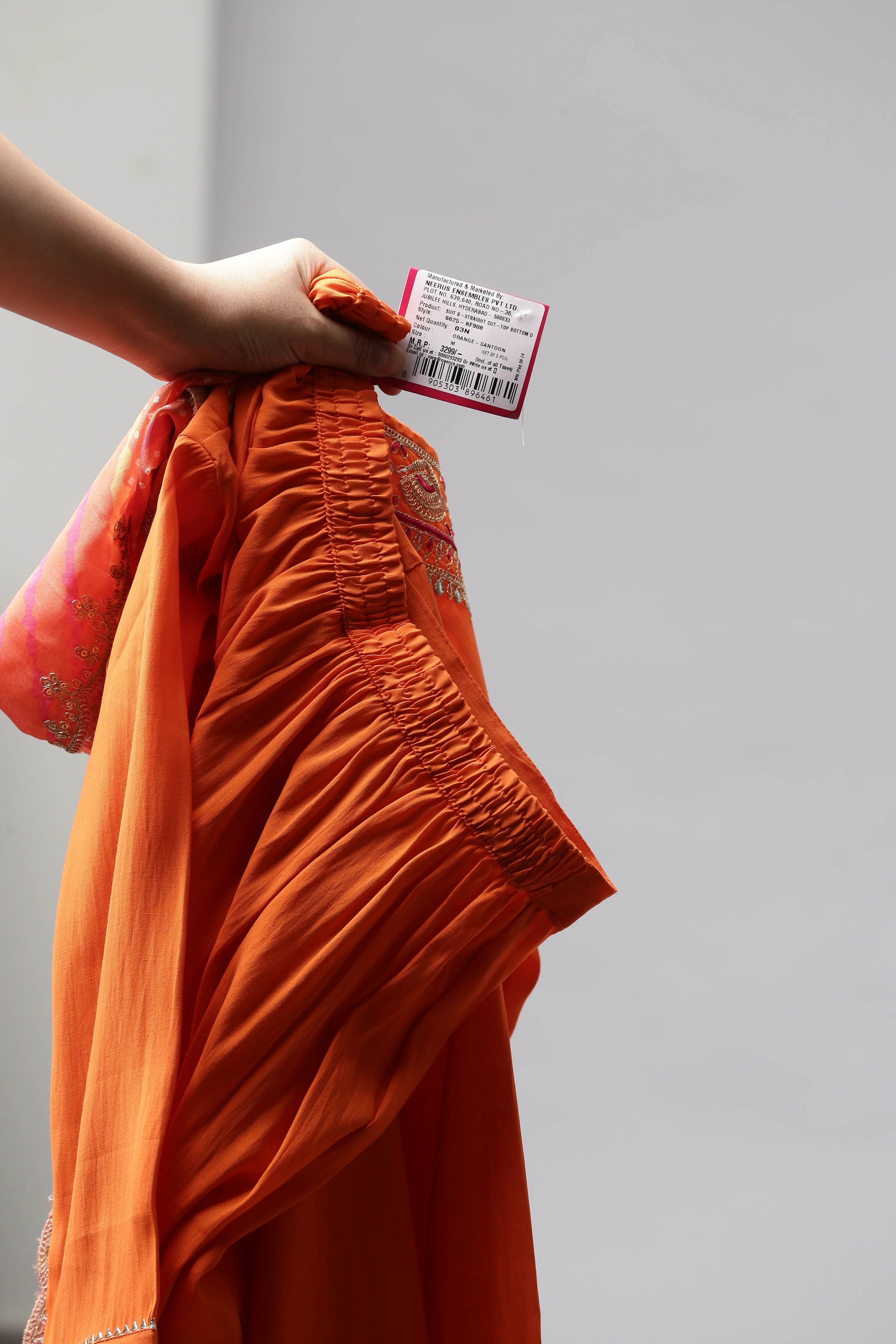 Neerus Orange Solid Straight Kurta and Trousers With Dupatta - Image 9