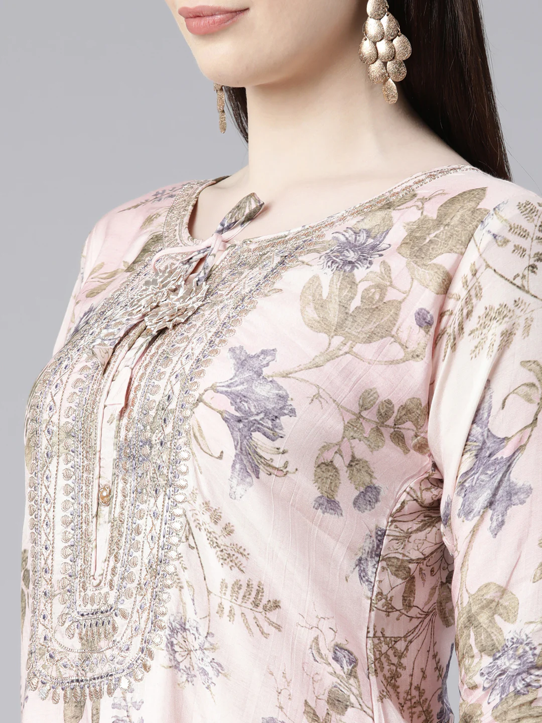 Neerus Peach Regular Knee Length Printed Kurta Solid Trousers With Dupatta - Image 4