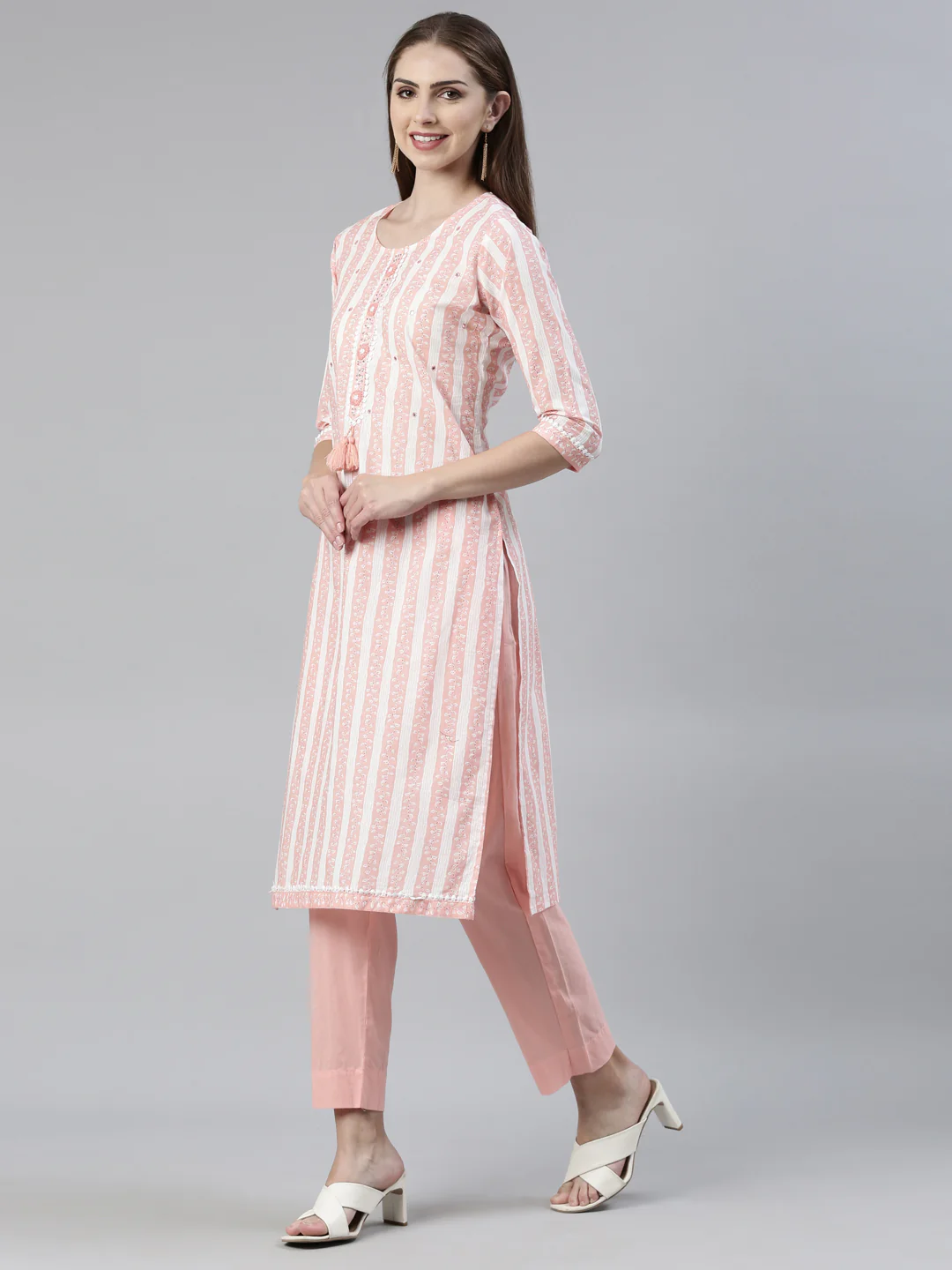 Neerus Peach Regular Knee Length Solid Kurta Solid Trousers With Dupatta - Image 2