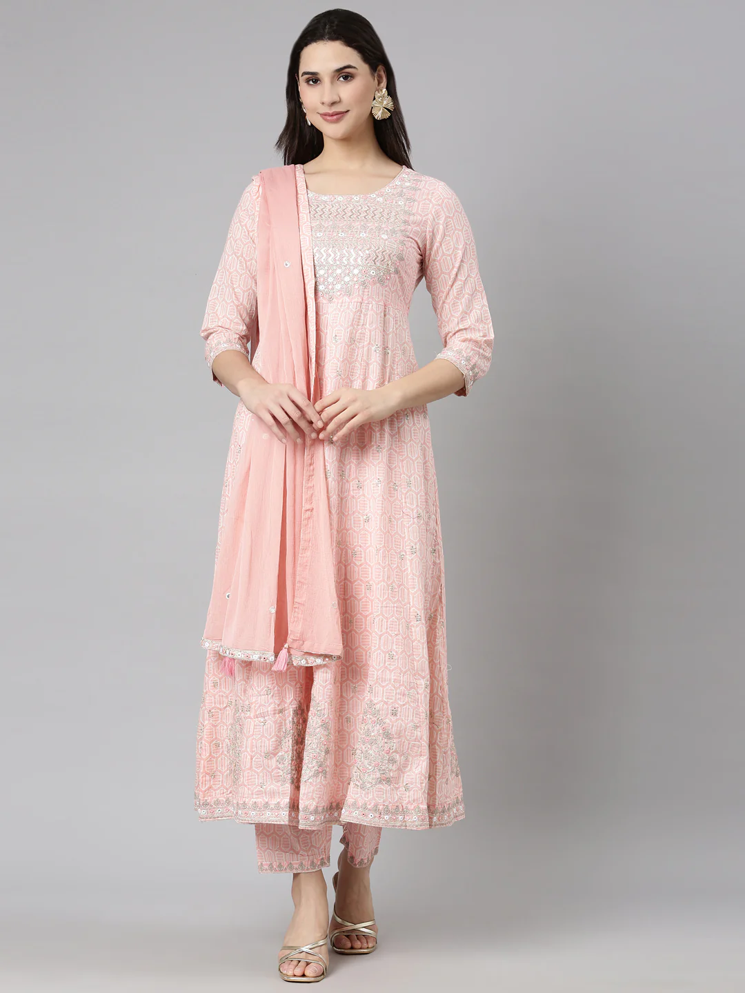 Neerus Peach Regular Straight Floral Kurta And Trousers With Dupatta