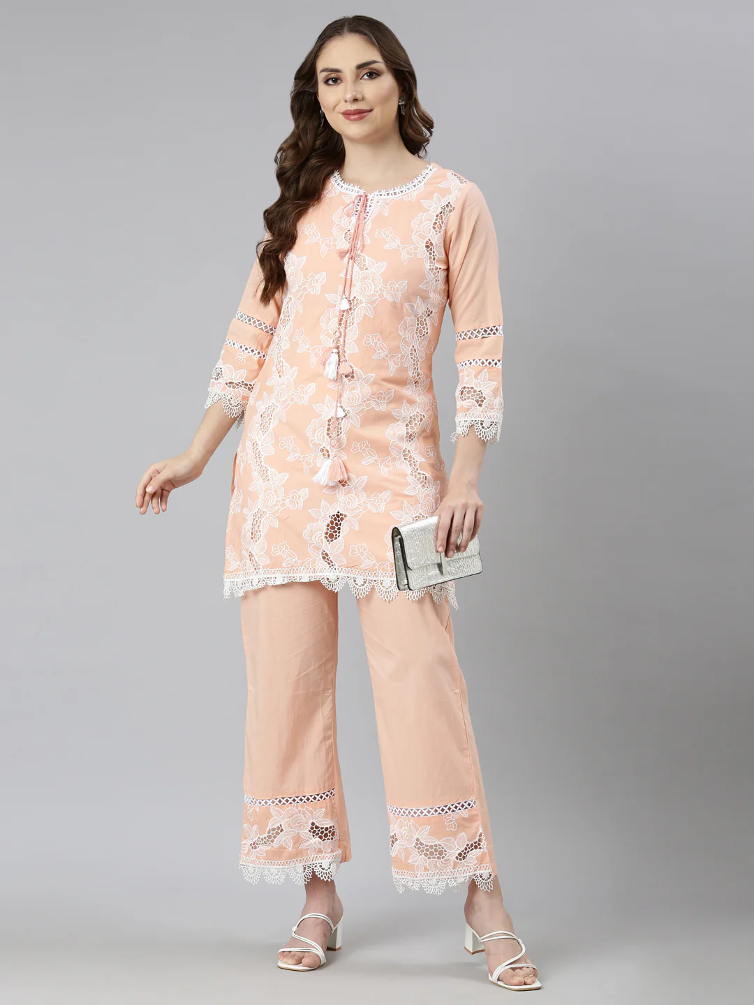 Neerus Peach Regular Straight Floral Kurti And Trousers - Image 4