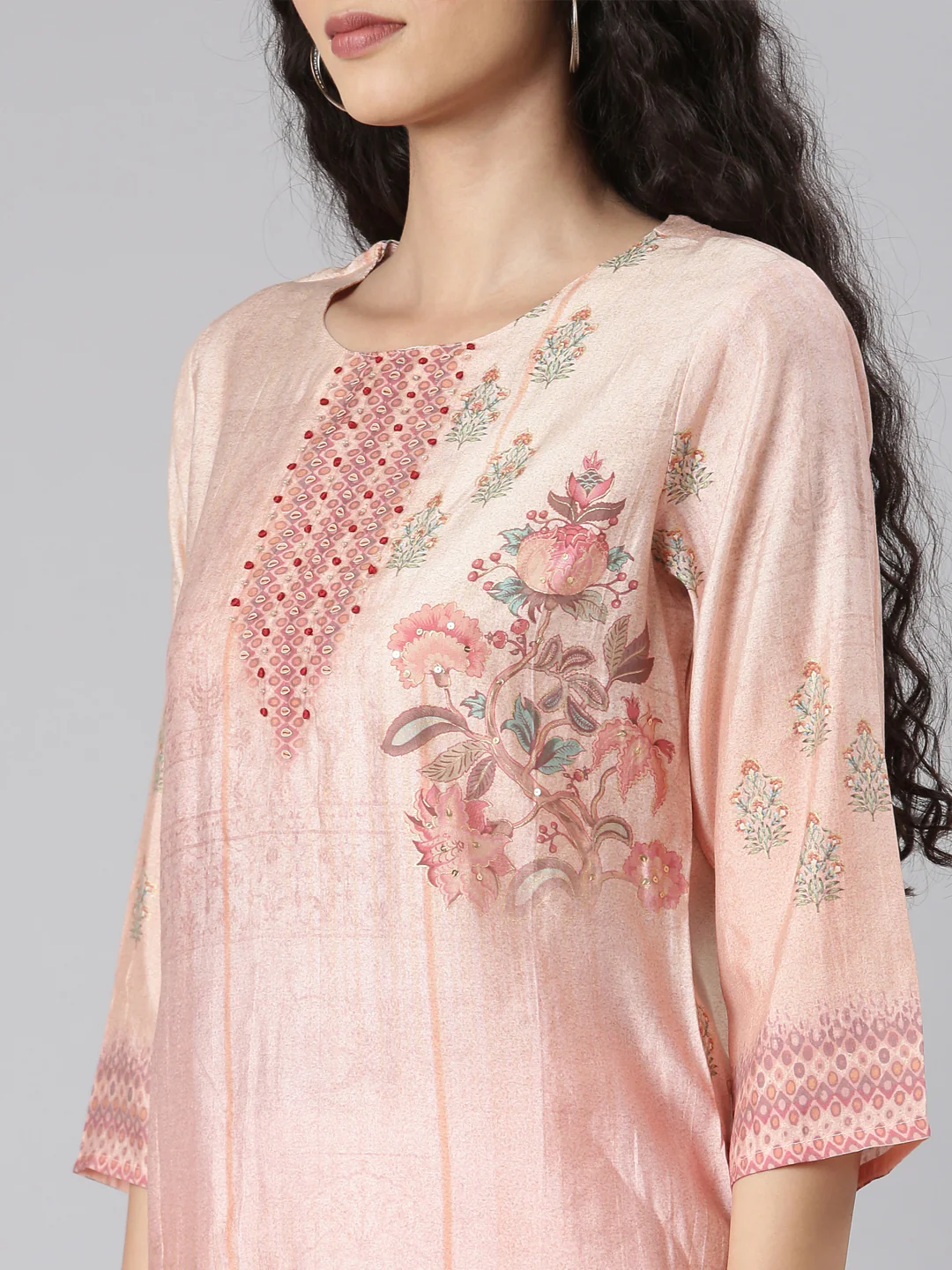 Neerus Peach Straight Casual Floral Kurta and Trouser with Dupatta - Image 5