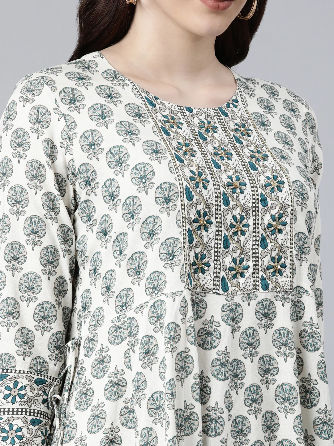 Neerus Peacock Color Rayon Fabric Kurta - Image 4