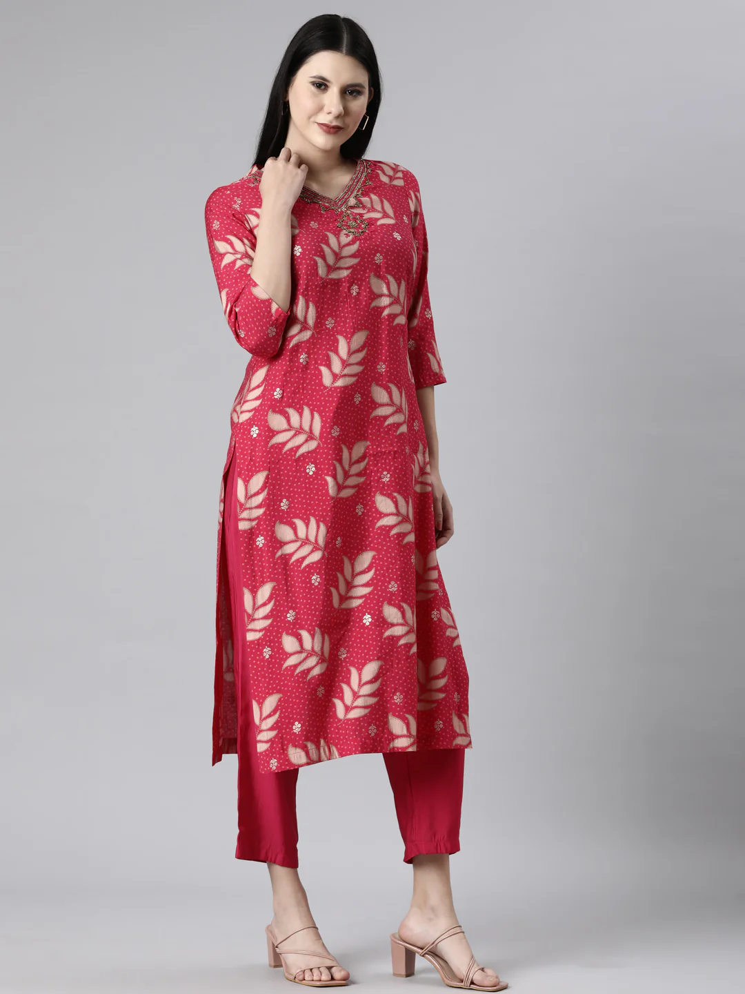 Neerus Pink Casual Ethnic Motifs Straight Kurta and Trousers With Dupatta - Image 3