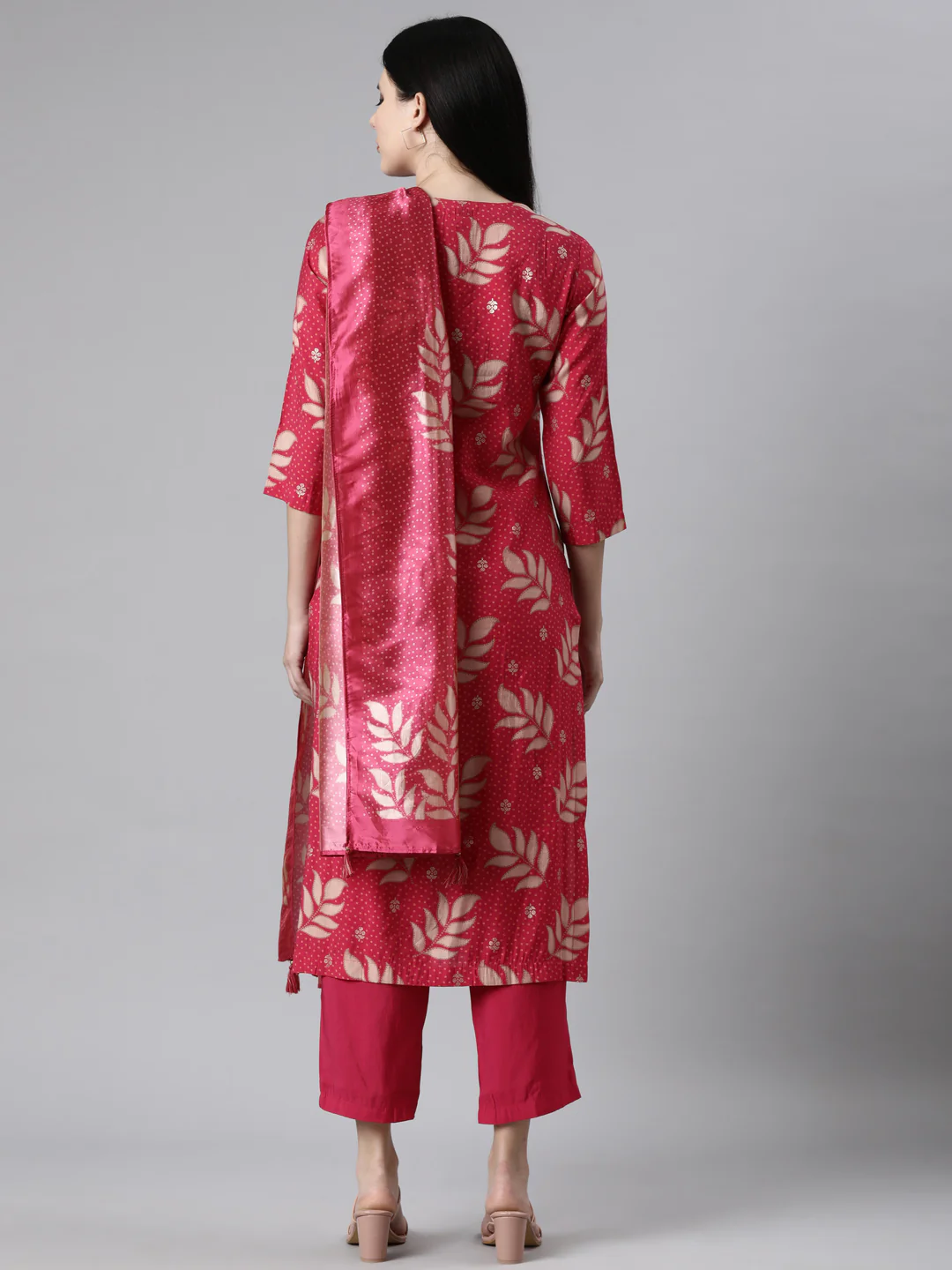 Neerus Pink Casual Ethnic Motifs Straight Kurta and Trousers With Dupatta - Image 4