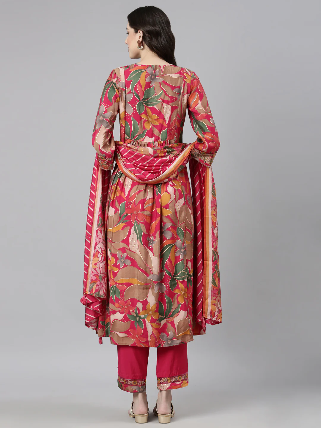 Neerus Pink Casual Floral Anarkali Kurta and Trousers With Dupatta - Image 4