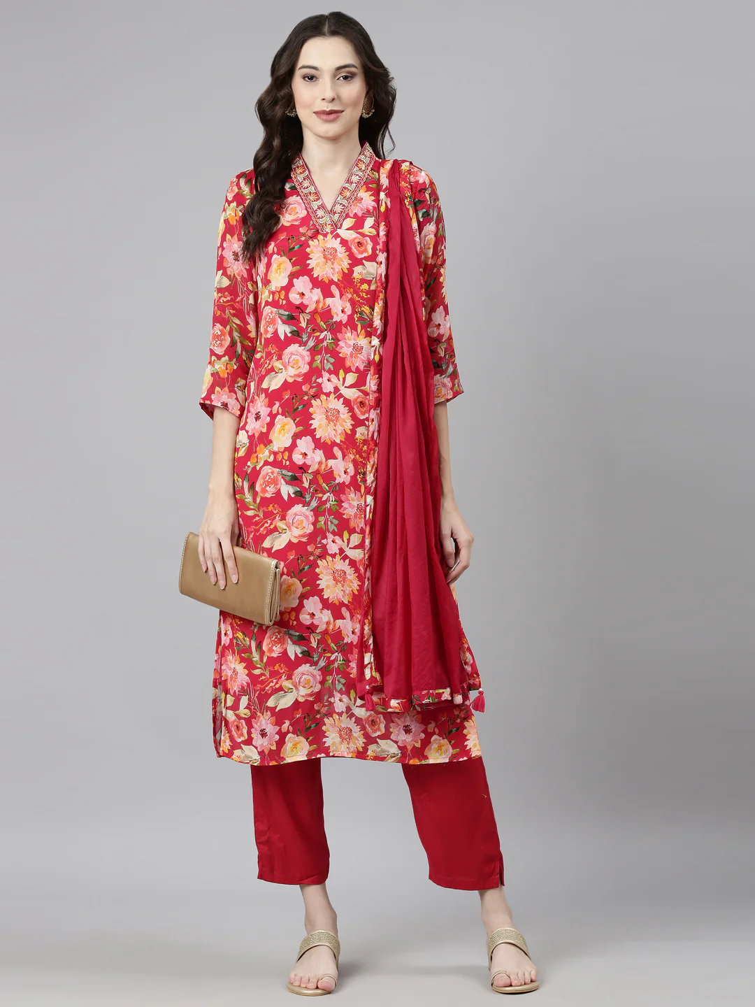 Neerus Pink Casual Floral Straight Kurta and Trousers With Dupatta - Image 6