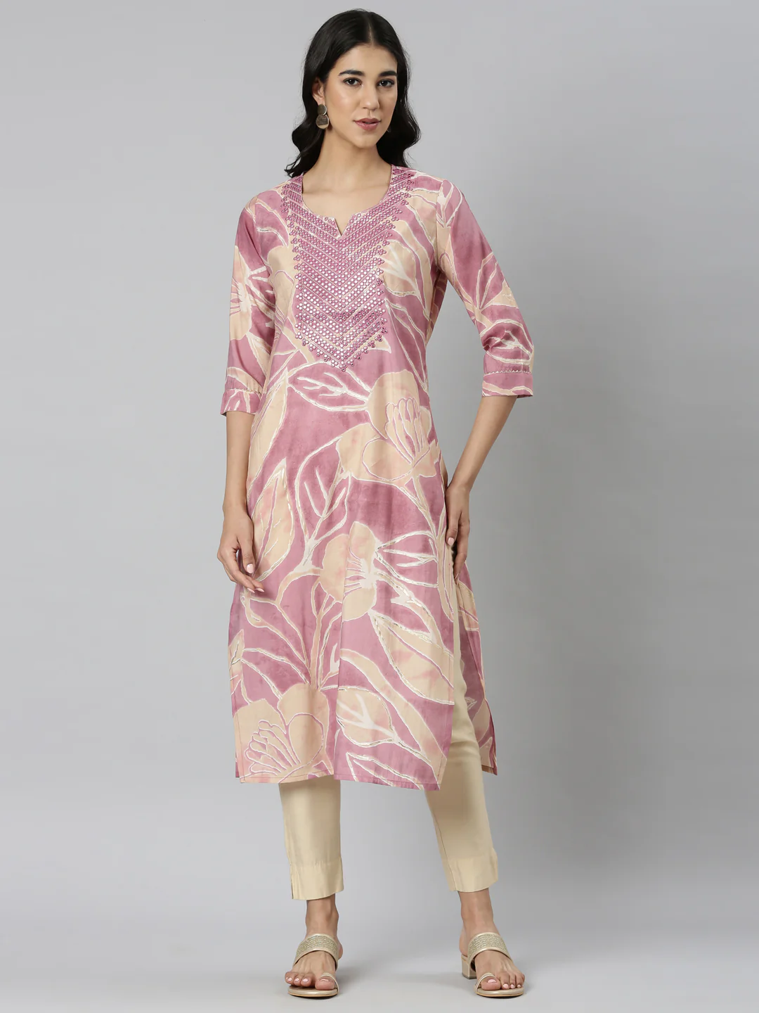 Neerus Pink Casual Floral Straight Kurta