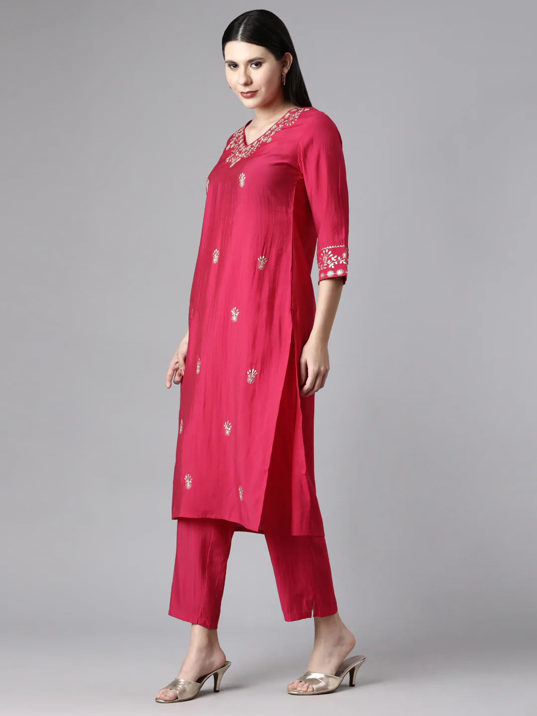 Neerus Pink Casual Solid Straight Kurta and Trousers With Dupatta - Image 2
