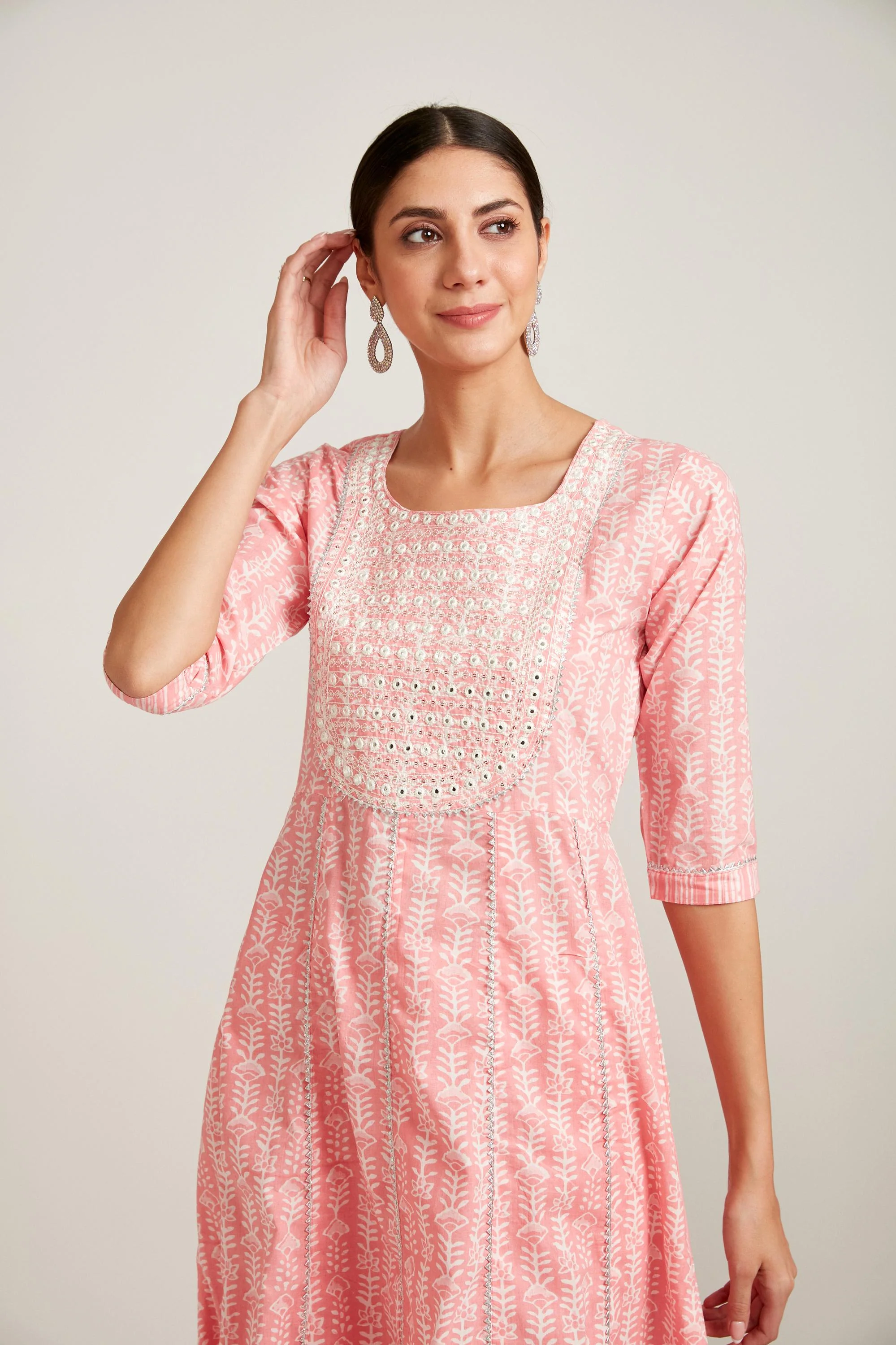 Neerus Pink Color Cotton Fabric Kurta Set - Image 6