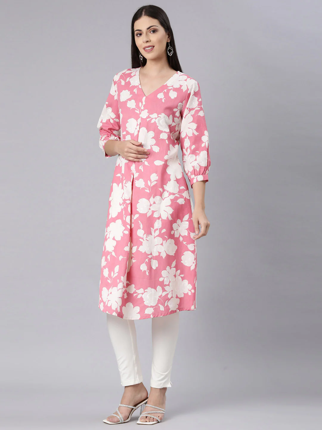 Neerus Pink Curved Casual Floral Anarkali Kurta - Image 2