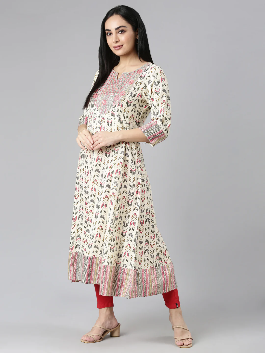 Neerus Pink Flared Casual Floral Anarkali Kurta - Image 8