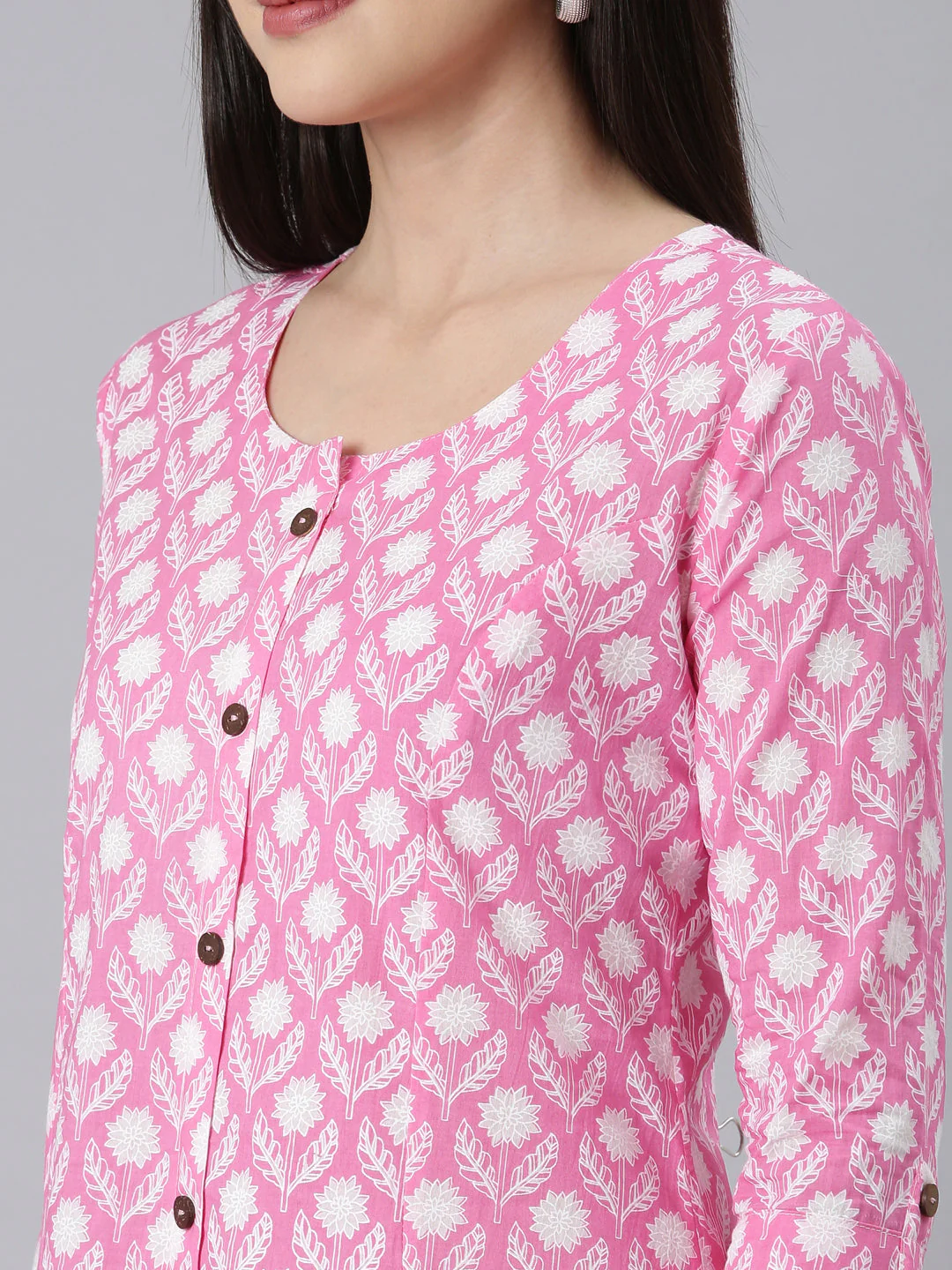 Neerus Pink Panelled Straight Floral Kurta - Image 5