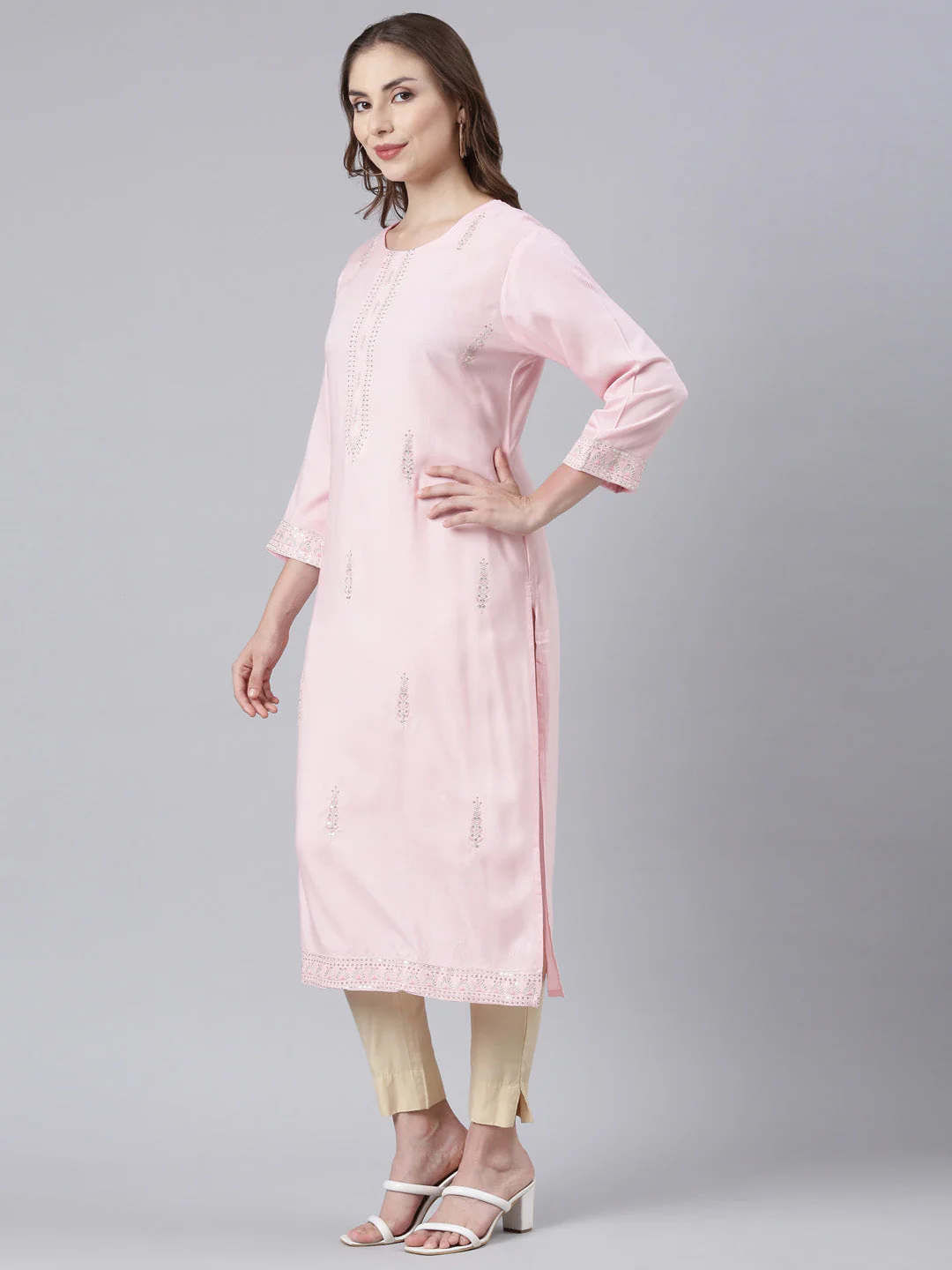 Neerus Pink Panelled Straight Floral Kurta - Image 2