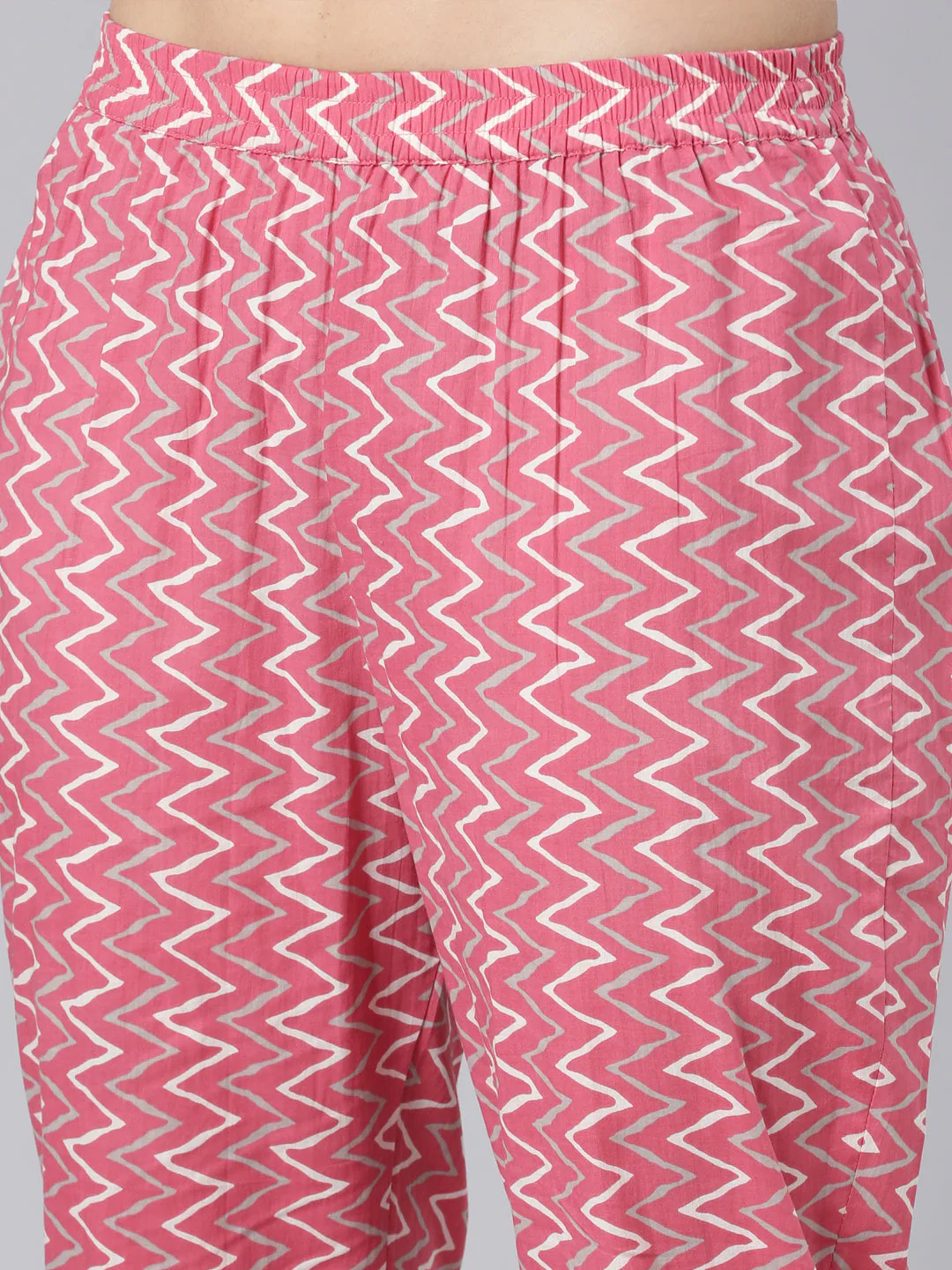 Neerus Pink Panelled Straight Printed Kurta And Trousers With Dupatta - Image 7