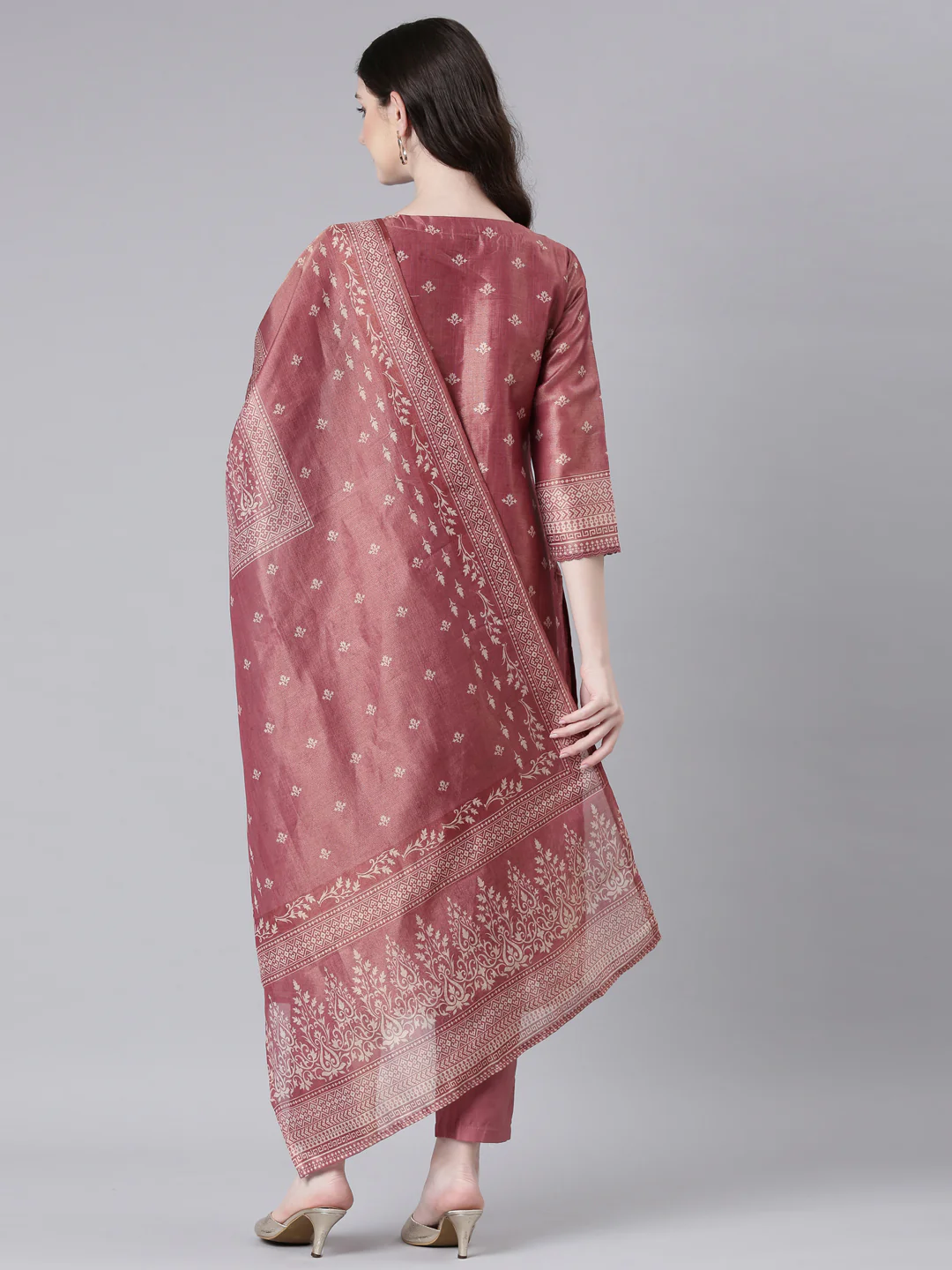 Neerus Pink Printed Straight Kurta and Trousers With Dupatta - Image 3