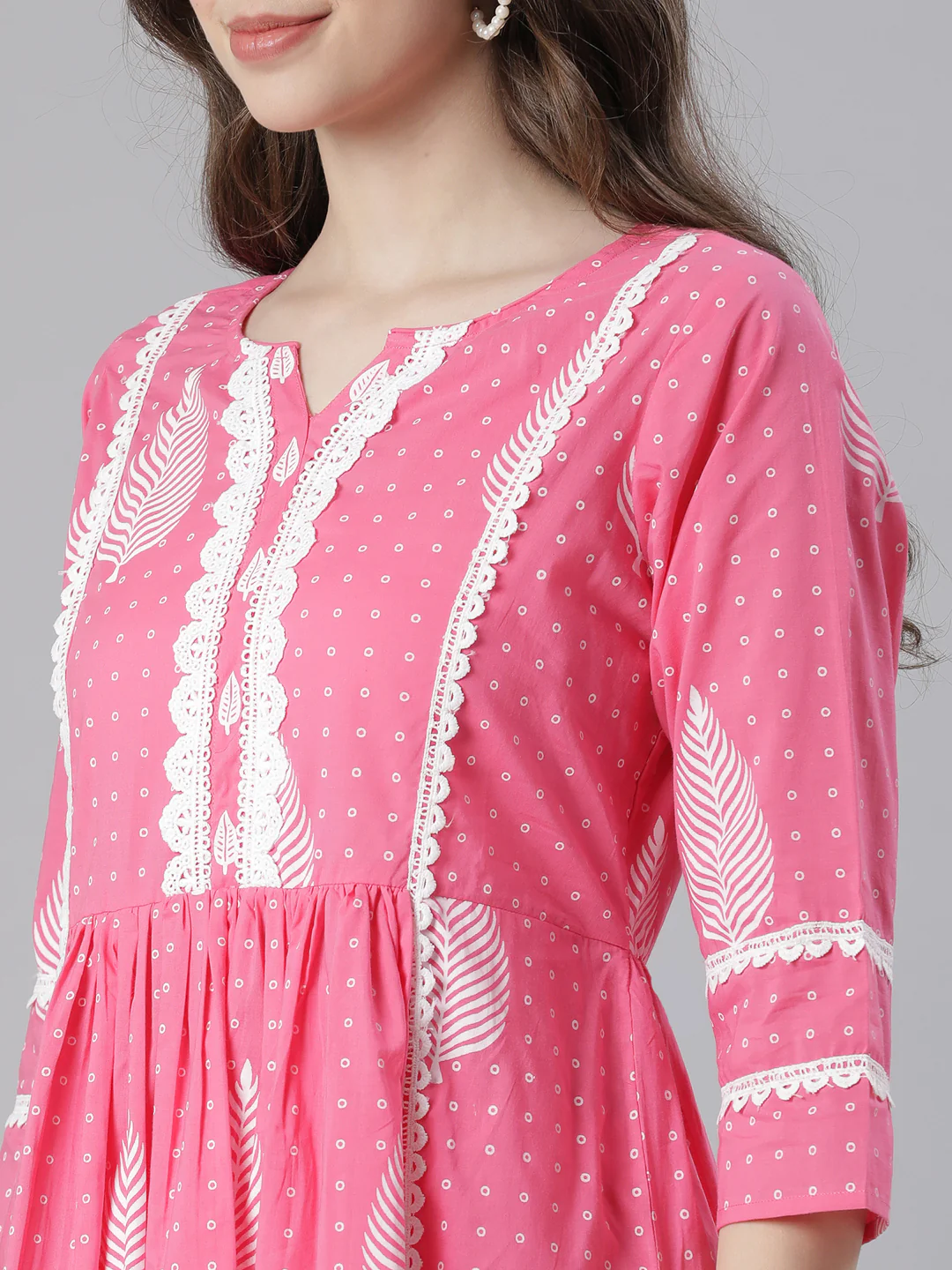 Neerus Pink Printed Straight Kurta and Trousers With Dupatta - Image 4