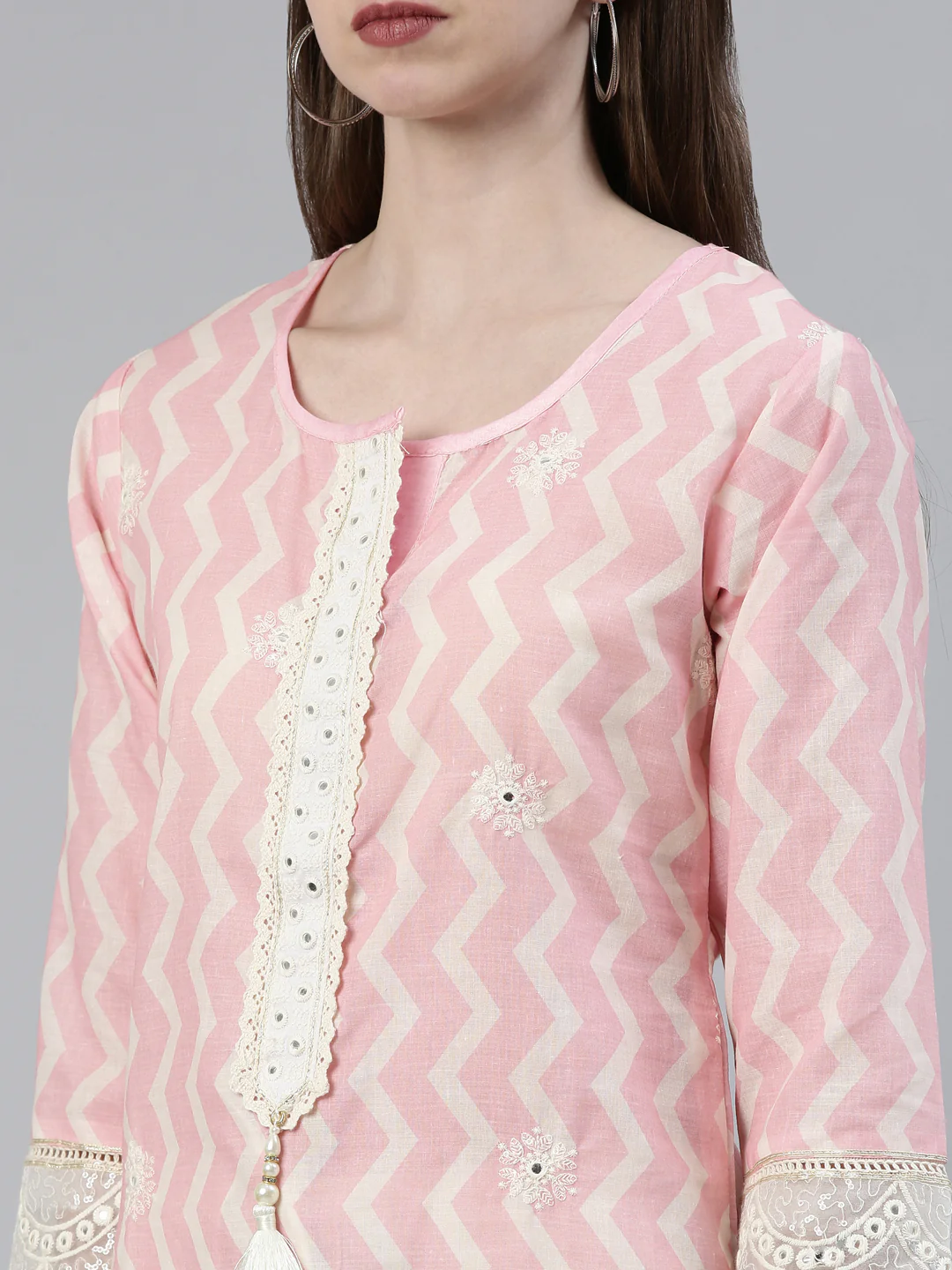 Neerus Pink Regular Knee Length Embroidered Kurta Solid Trousers With Dupatta - Image 4