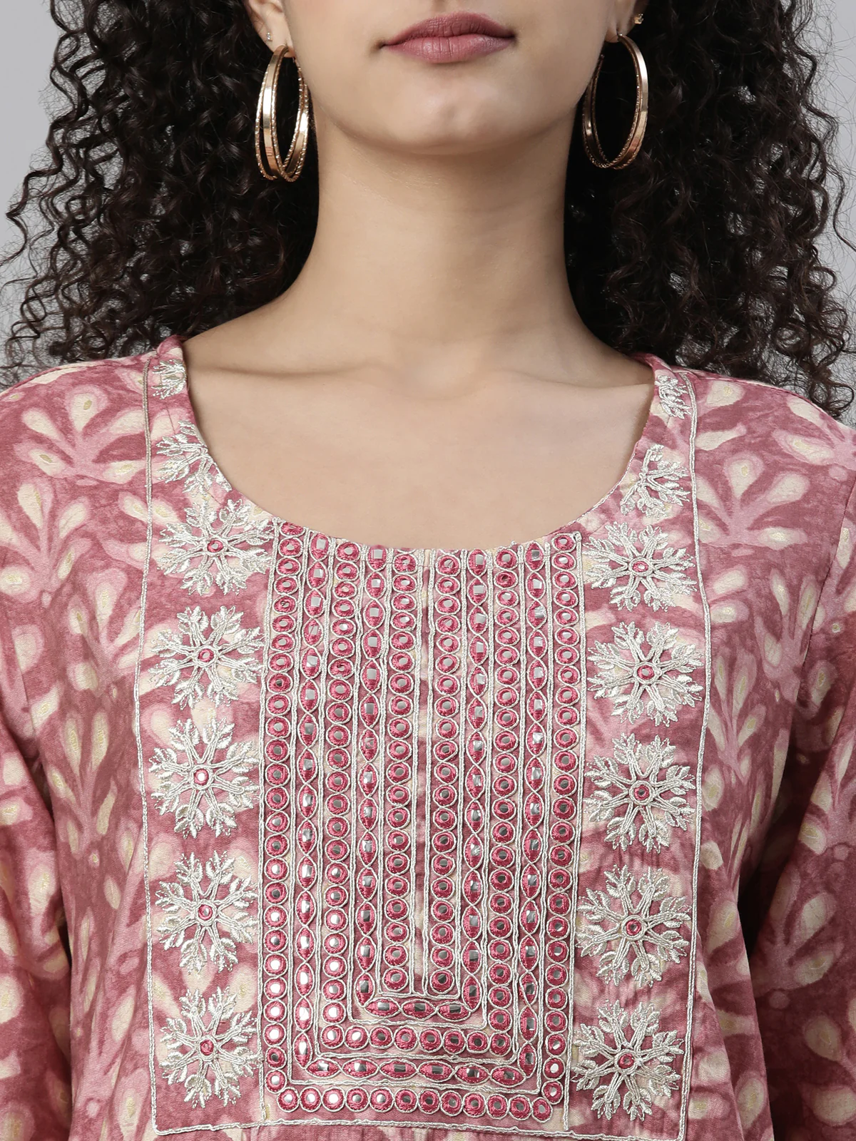 Neerus Pink Regular Knee Length Printed Kurta Printed Trousers With Dupatta - Image 4