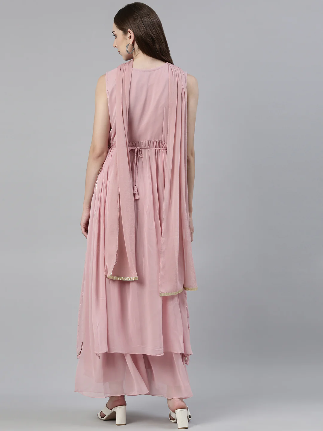 Neerus Pink Regular Knee Length Solid Kurta Solid Palazzos With Dupatta - Image 3