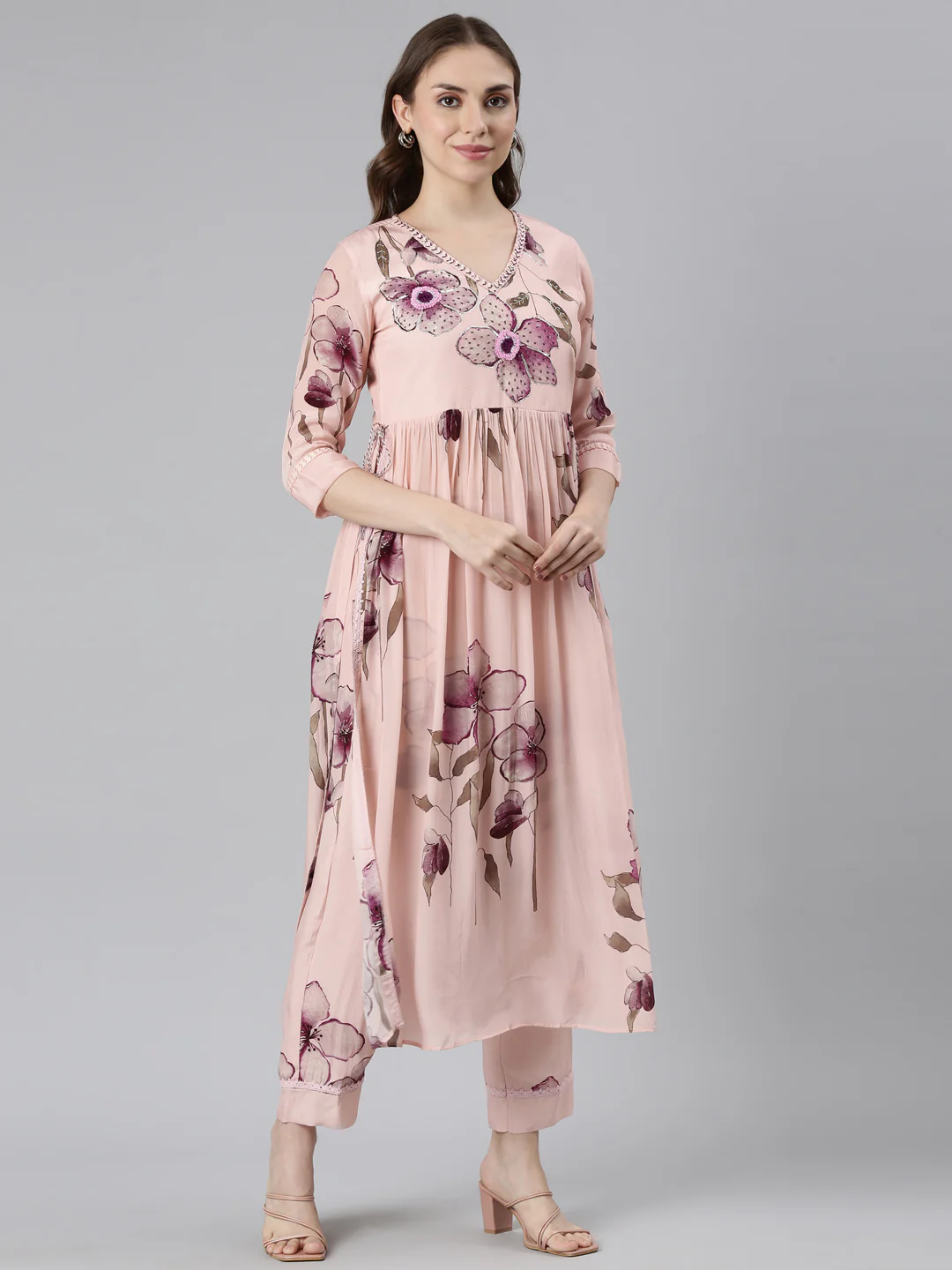 Neerus Pink Regular Stragiht Printed Kurta and Palazzos - Image 2