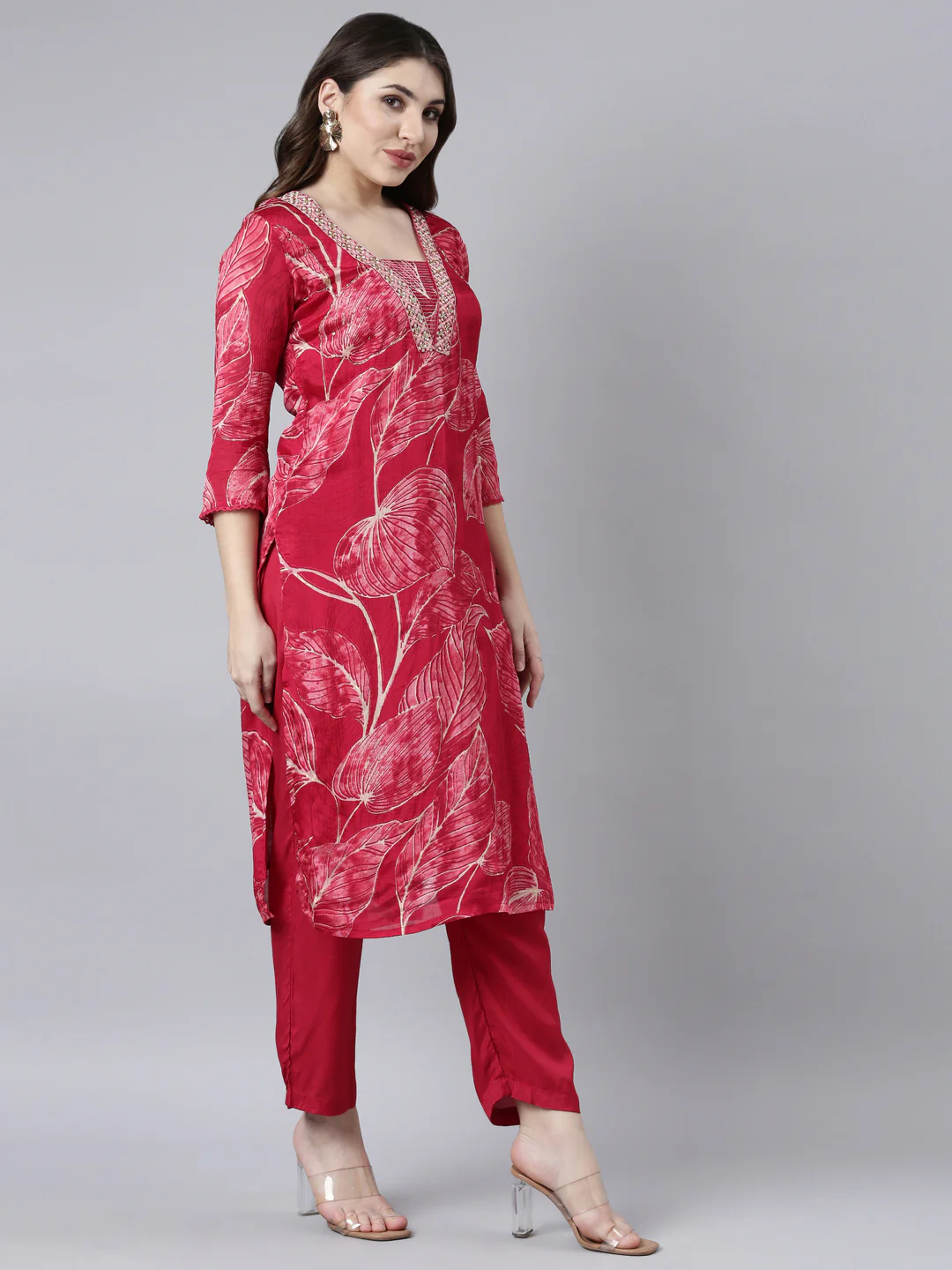 Neerus Pink Regular Straight Animal Kurta And Trousers With Dupatta - Image 2