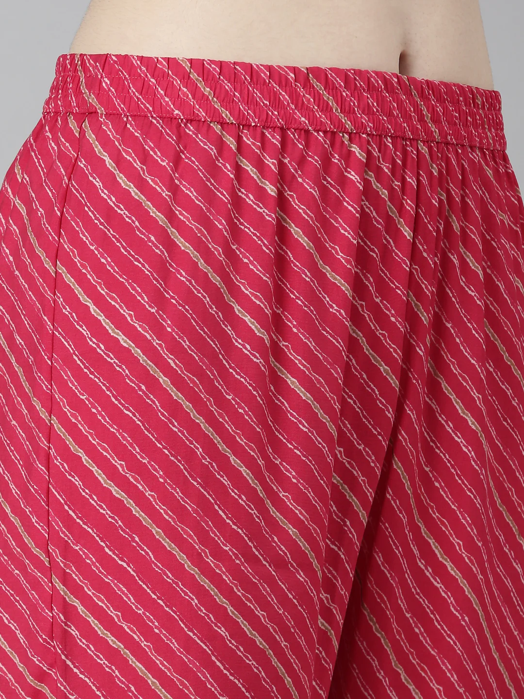Neerus Pink Regular Straight Bandhani Kurta And Trousers With Dupatta - Image 6
