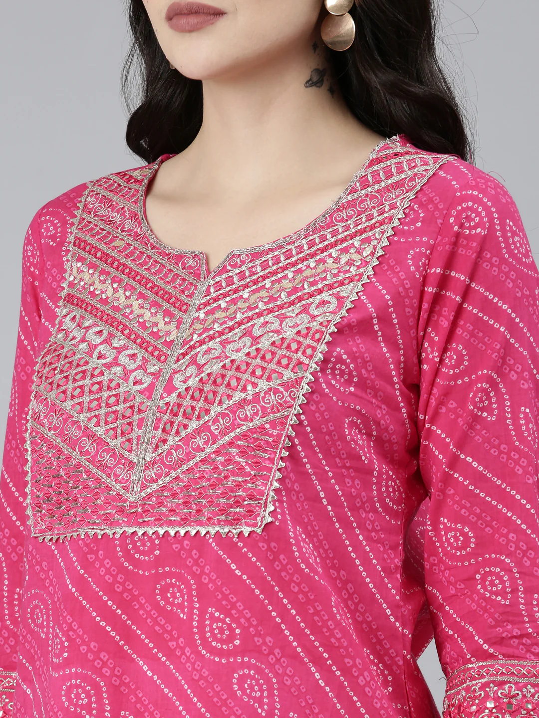 Neerus Pink Regular Straight Bandhani Kurta Sets And Palazzos With Dupatta - Image 4