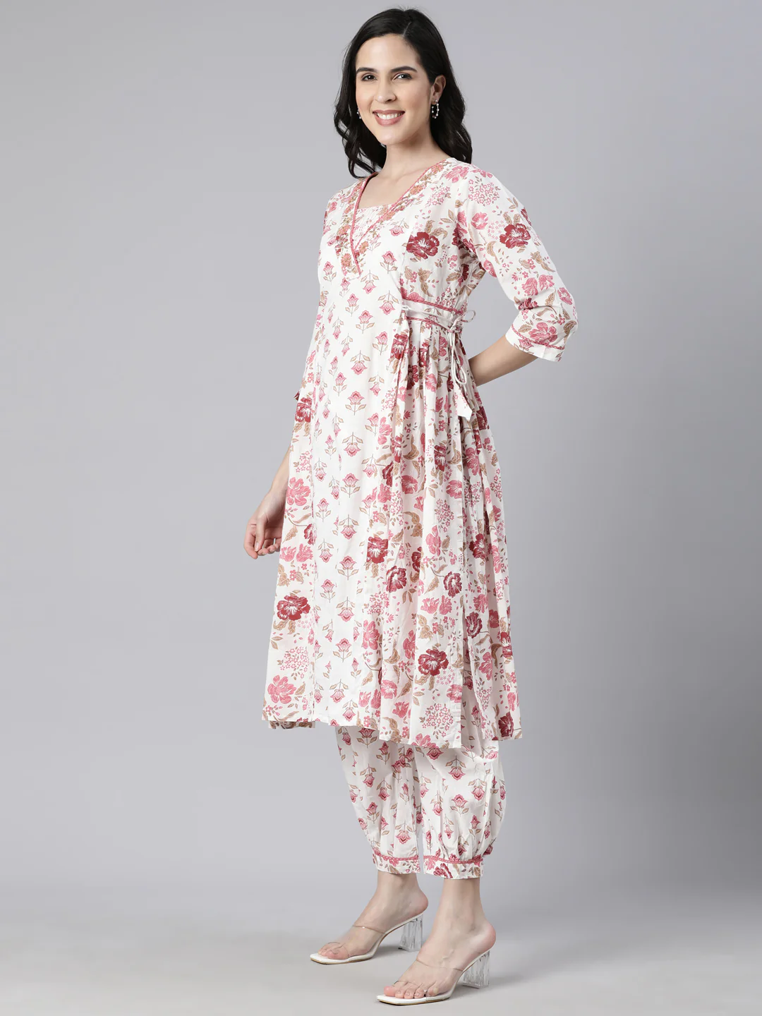 Neerus Pink Regular Straight Floral Kurta And Salwar With Dupatta - Image 2