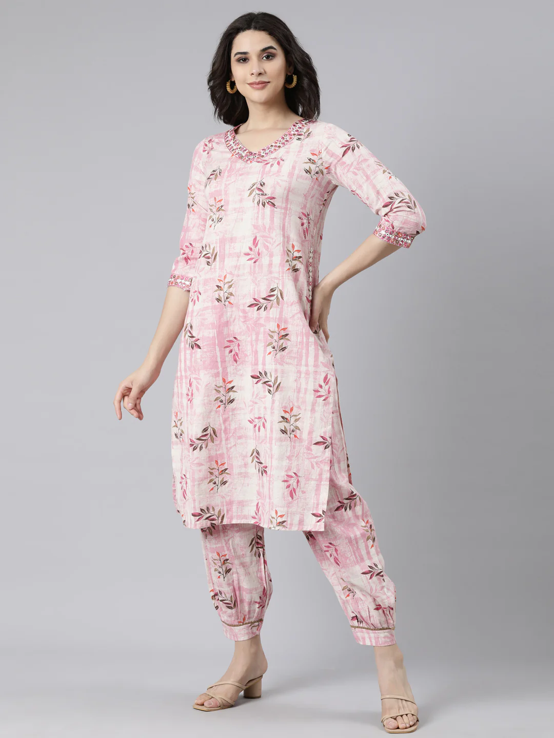 Neerus Pink Regular Straight Floral Kurta And Salwar With Dupatta - Image 2