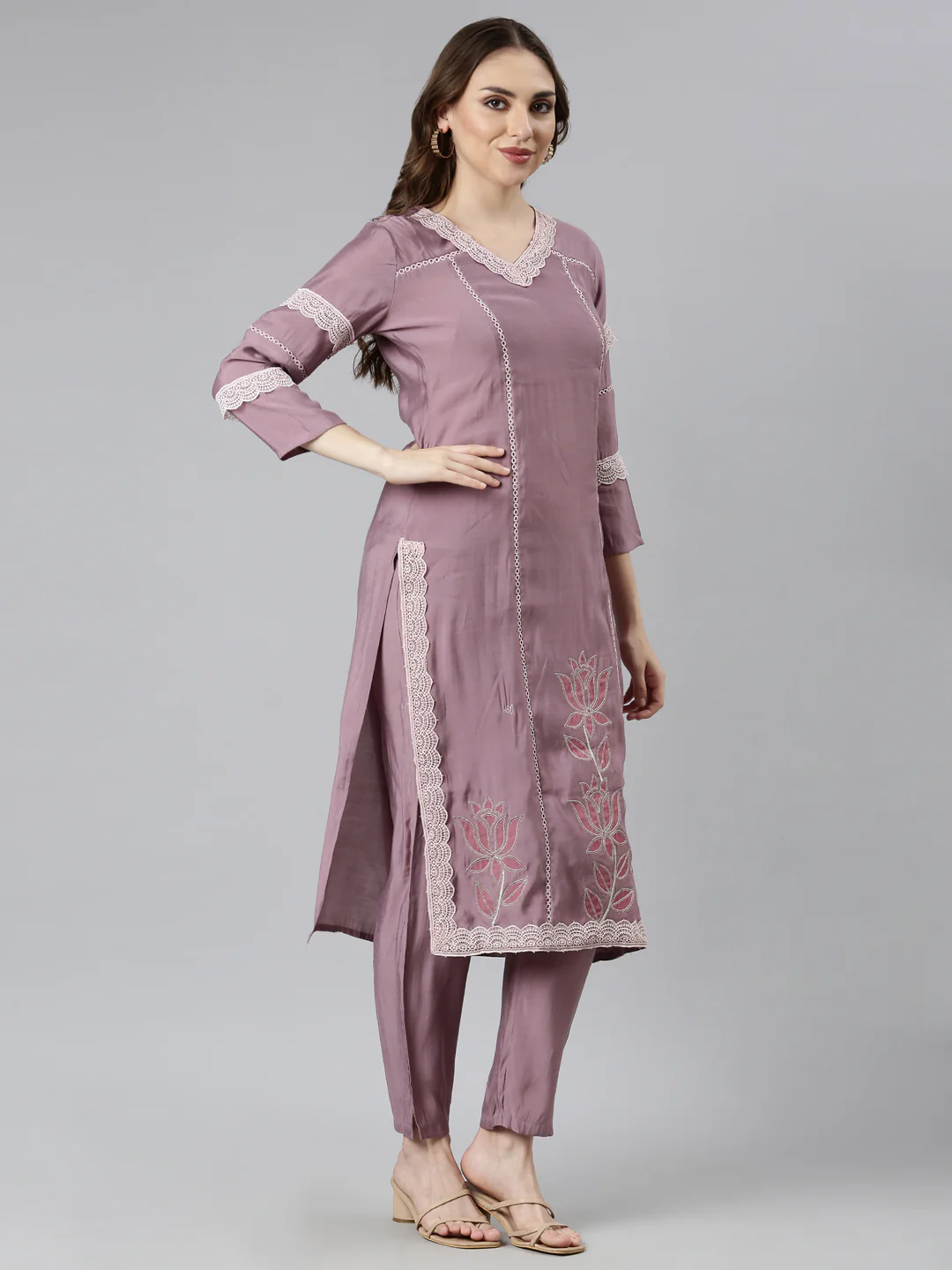 Neerus Pink Regular Straight Floral Kurta And Trousers With Dupatta - Image 2