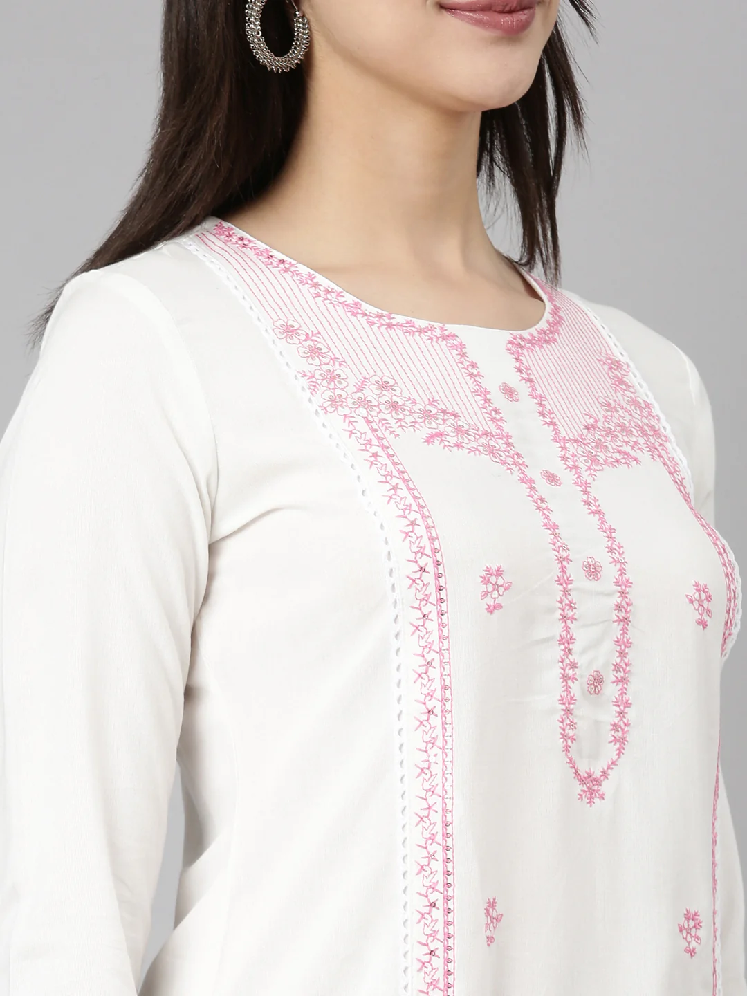 Neerus Pink Regular Straight Floral Kurta - Image 4