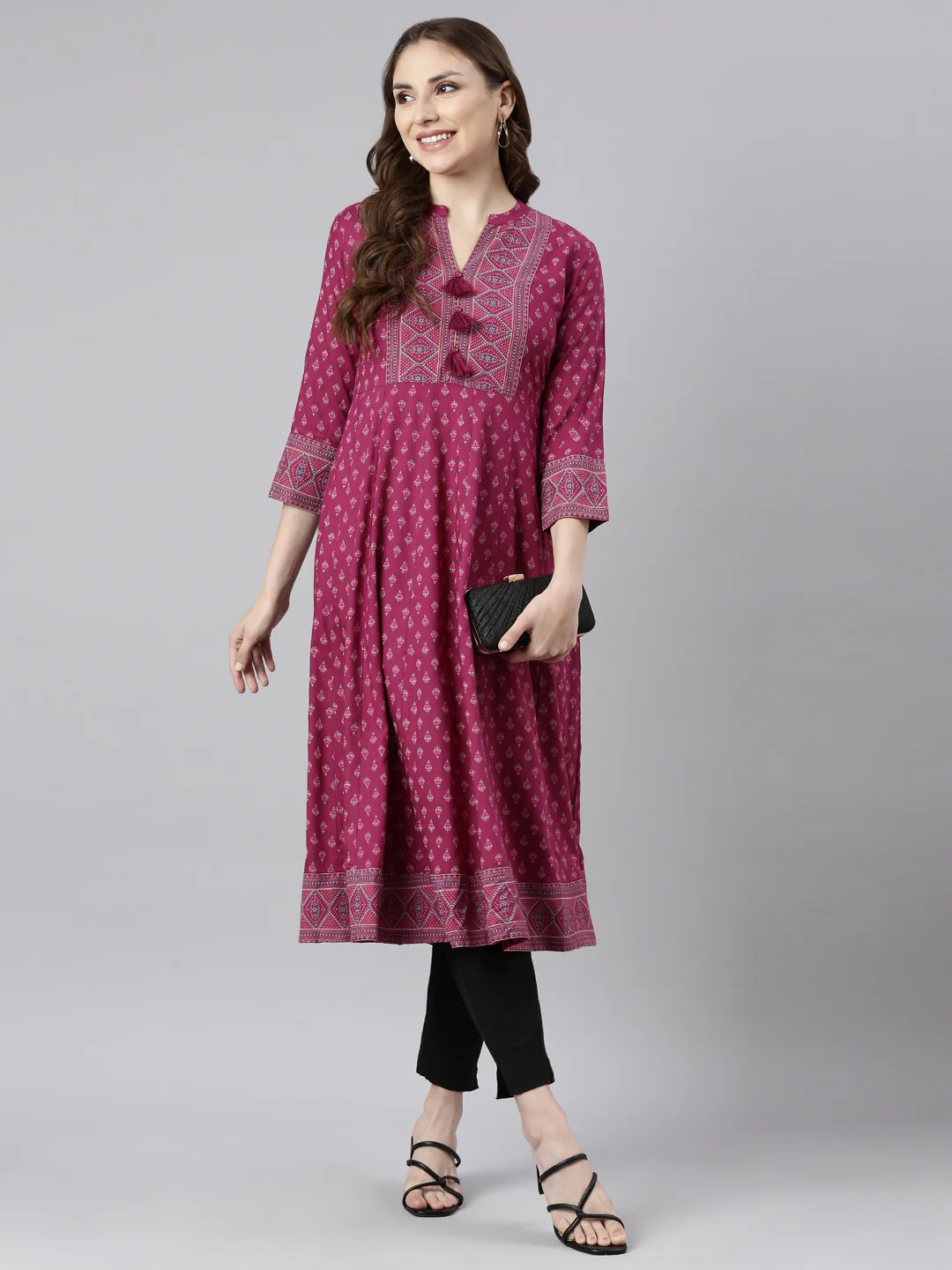 Neerus Pink Regular Straight Floral Kurta - Image 4