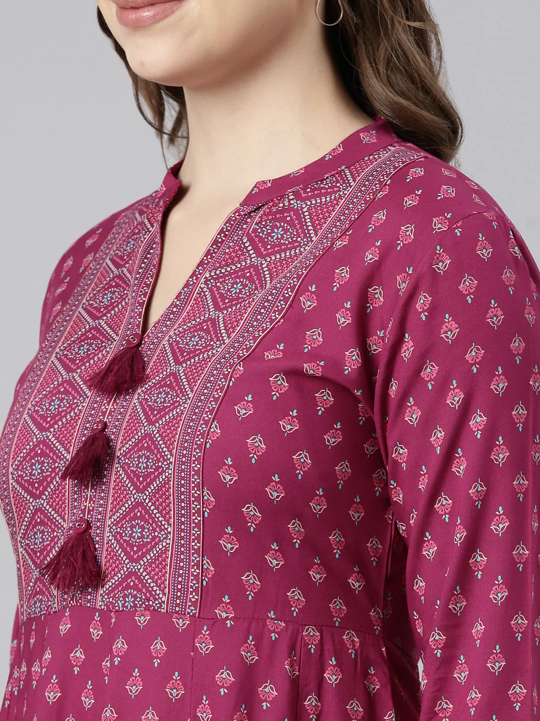 Neerus Pink Regular Straight Floral Kurta - Image 5