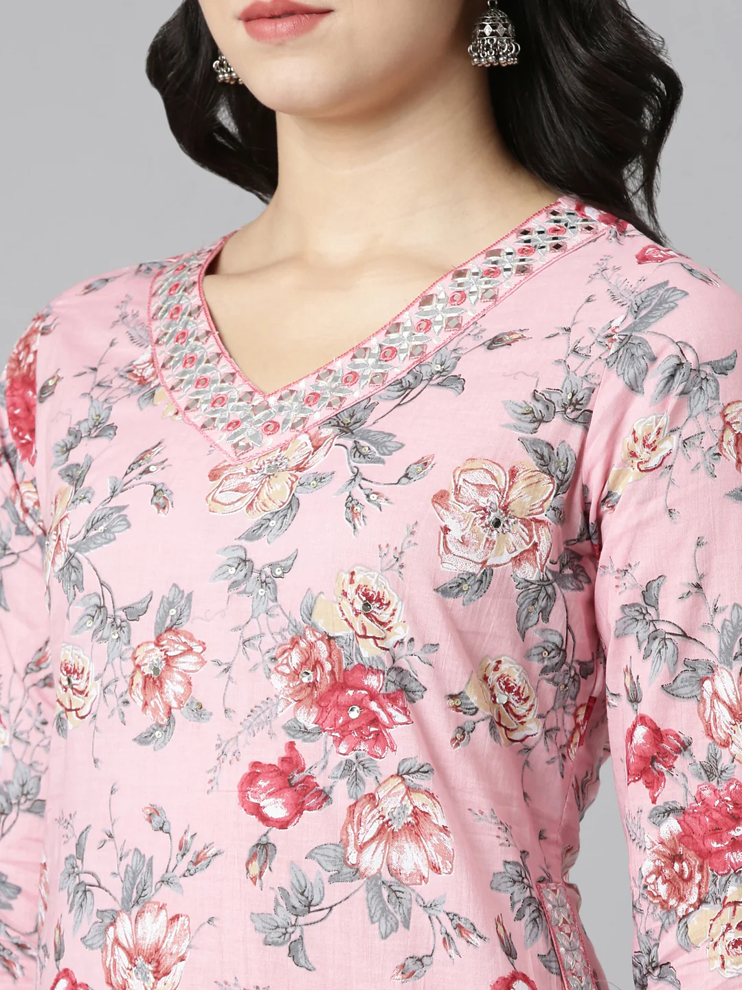 Neerus Pink Regular Straight Printed Kurta And Salwar With Dupatta - Image 4