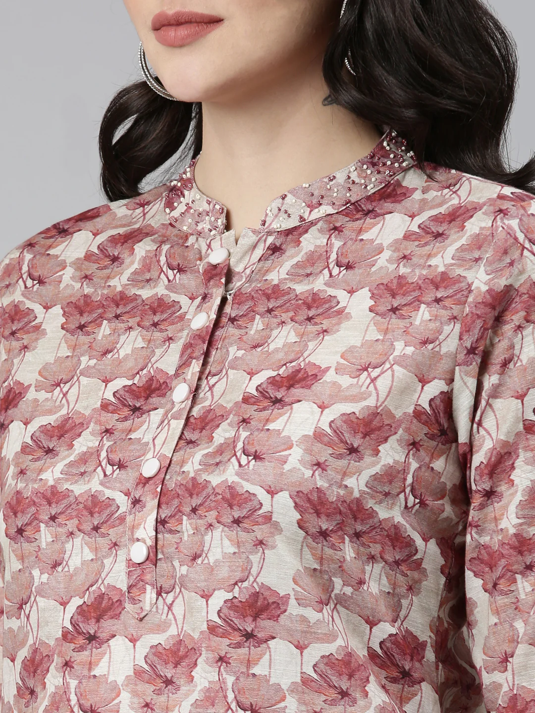 Neerus Pink Regular Straight Printed Kurta And Trousers - Image 4