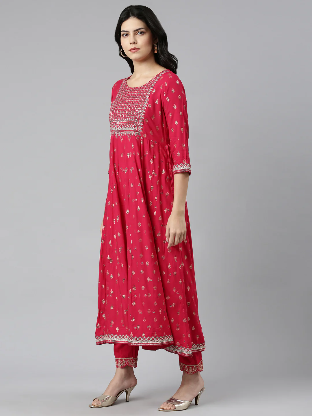 Neerus Pink Regular Straight Printed Kurta And Trousers With Dupatta - Image 2