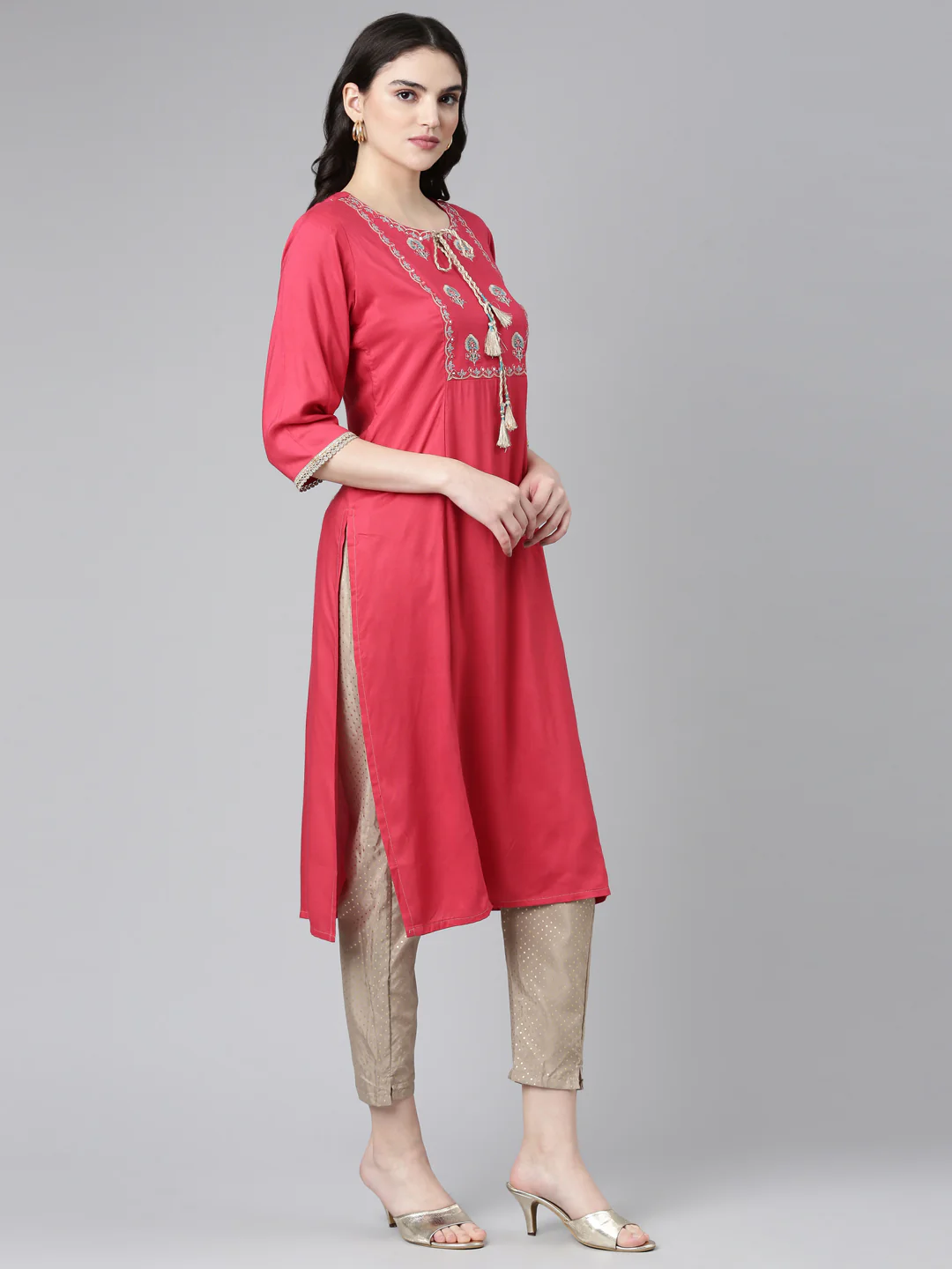Neerus Pink Regular Straight Solid Kurta And Trousers - Image 2