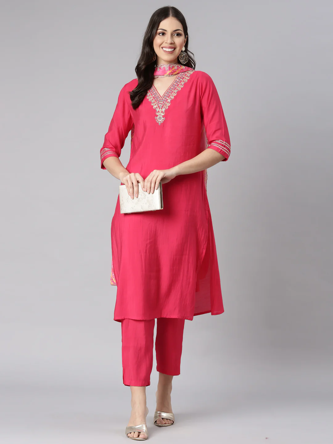 Neerus Pink Solid Straight Kurta and Trousers With Dupatta - Image 6