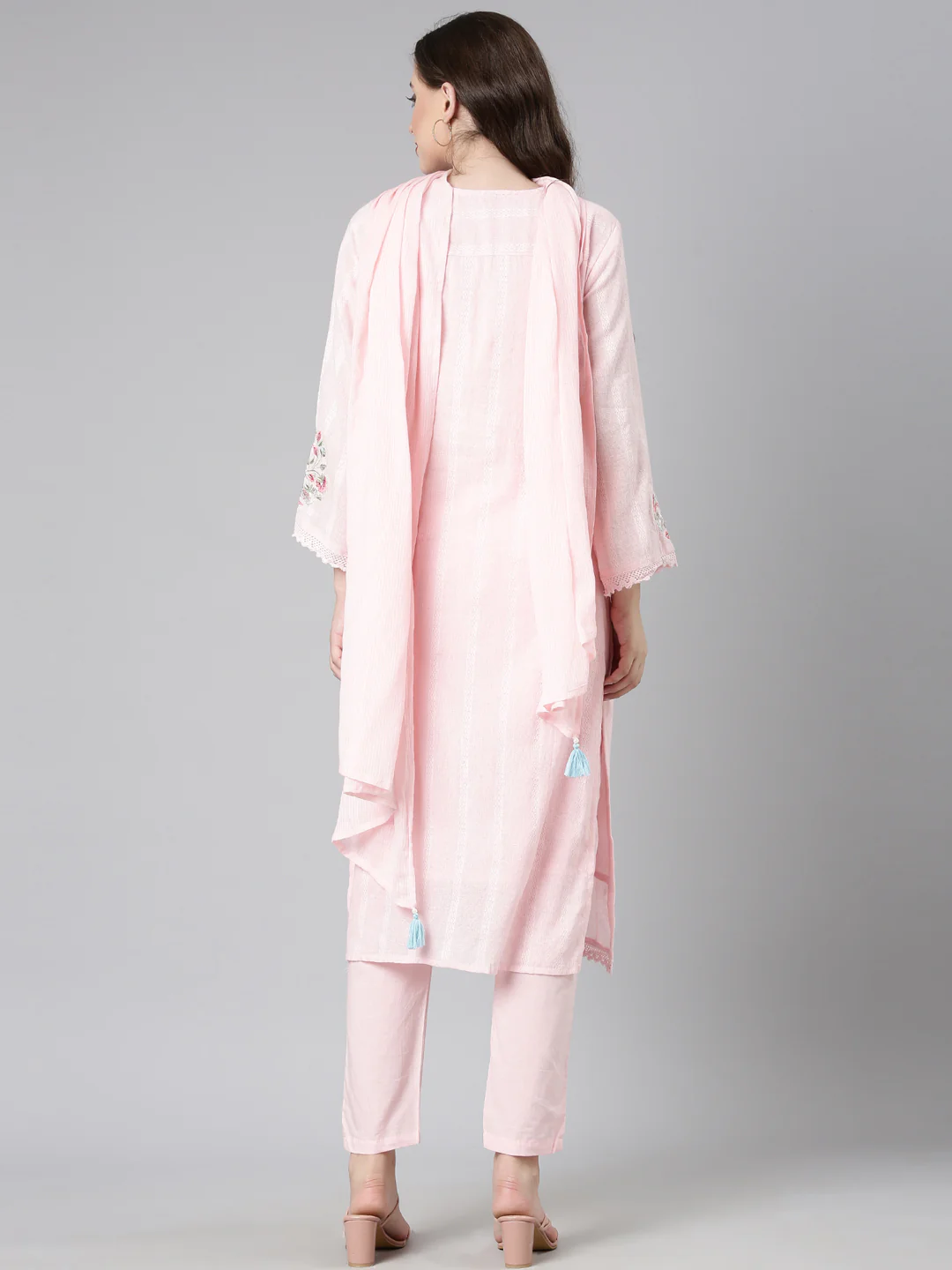 Neerus Pink Solid Straight Kurta and Trousers With Dupatta - Image 3