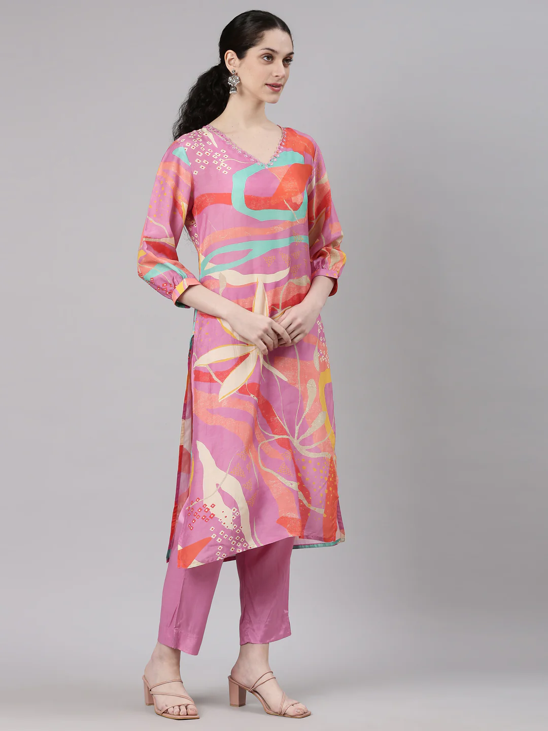 Neerus Pink Straight Casual Floral Kurta and Trouser - Image 3