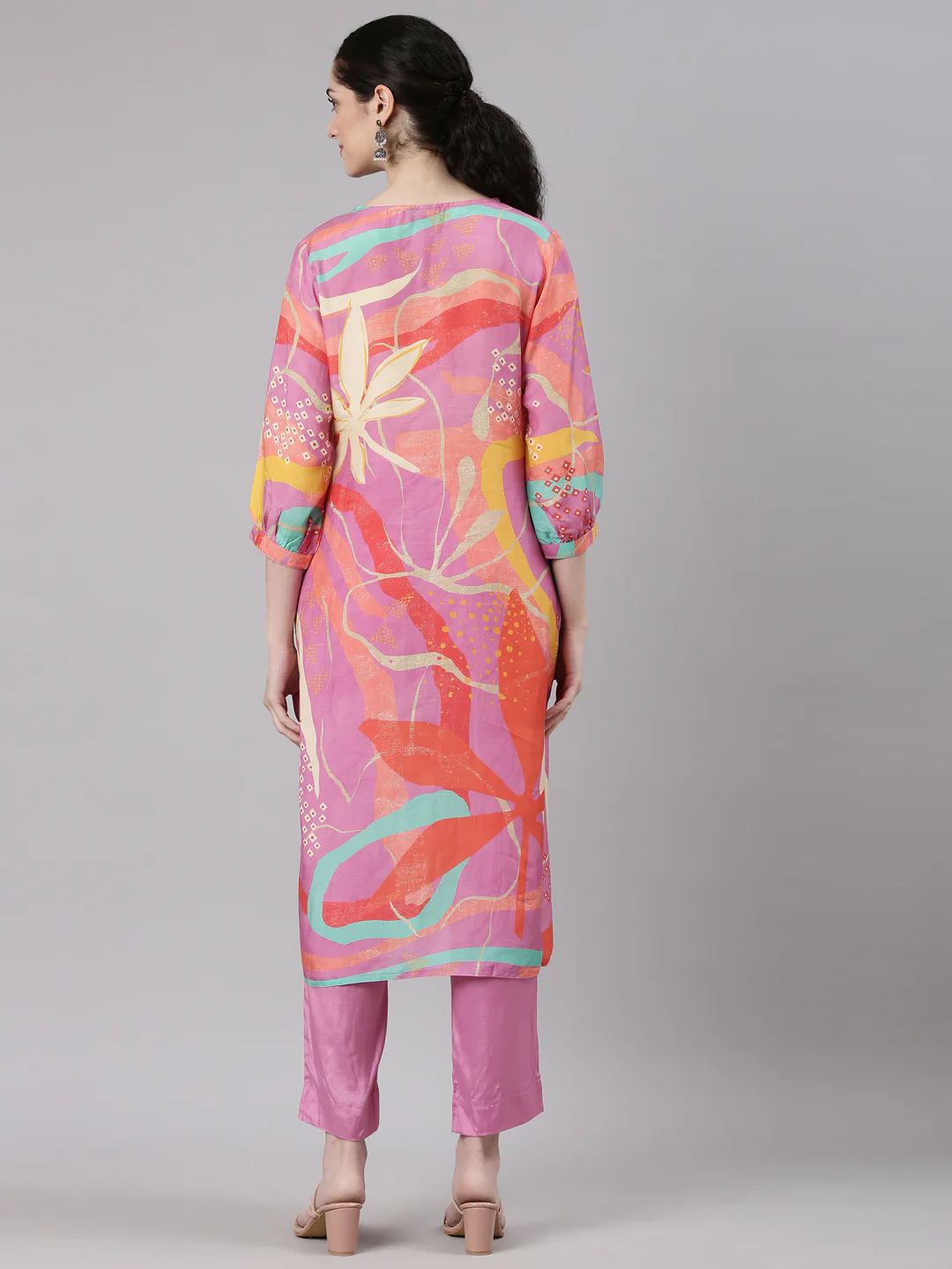 Neerus Pink Straight Casual Floral Kurta and Trouser - Image 4