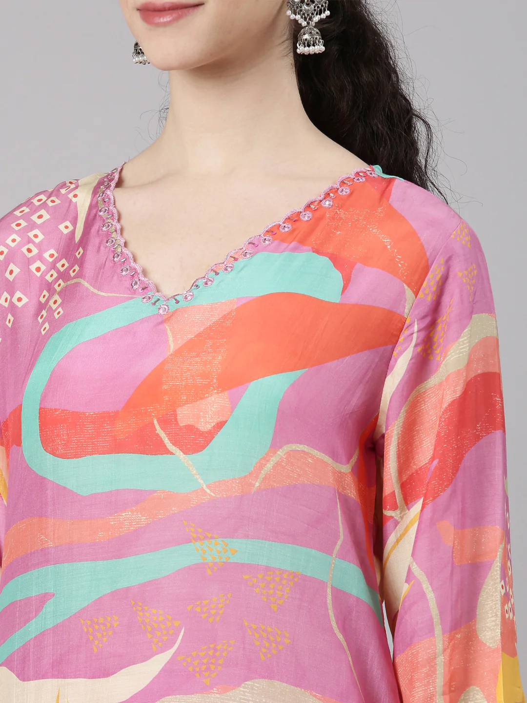Neerus Pink Straight Casual Floral Kurta and Trouser - Image 5
